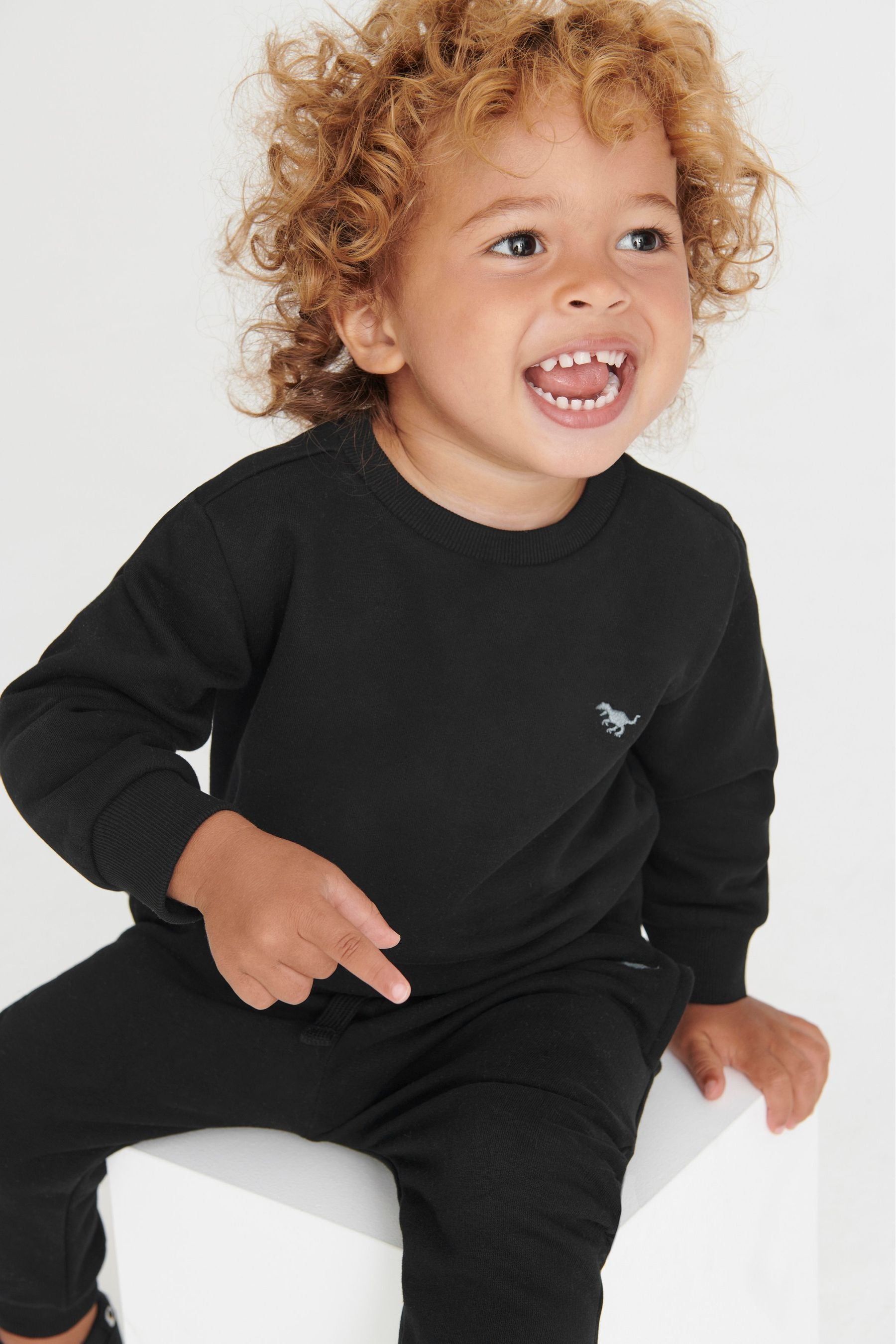 Black Jersey Sweatshirt And Joggers Set (3mths-7yrs)