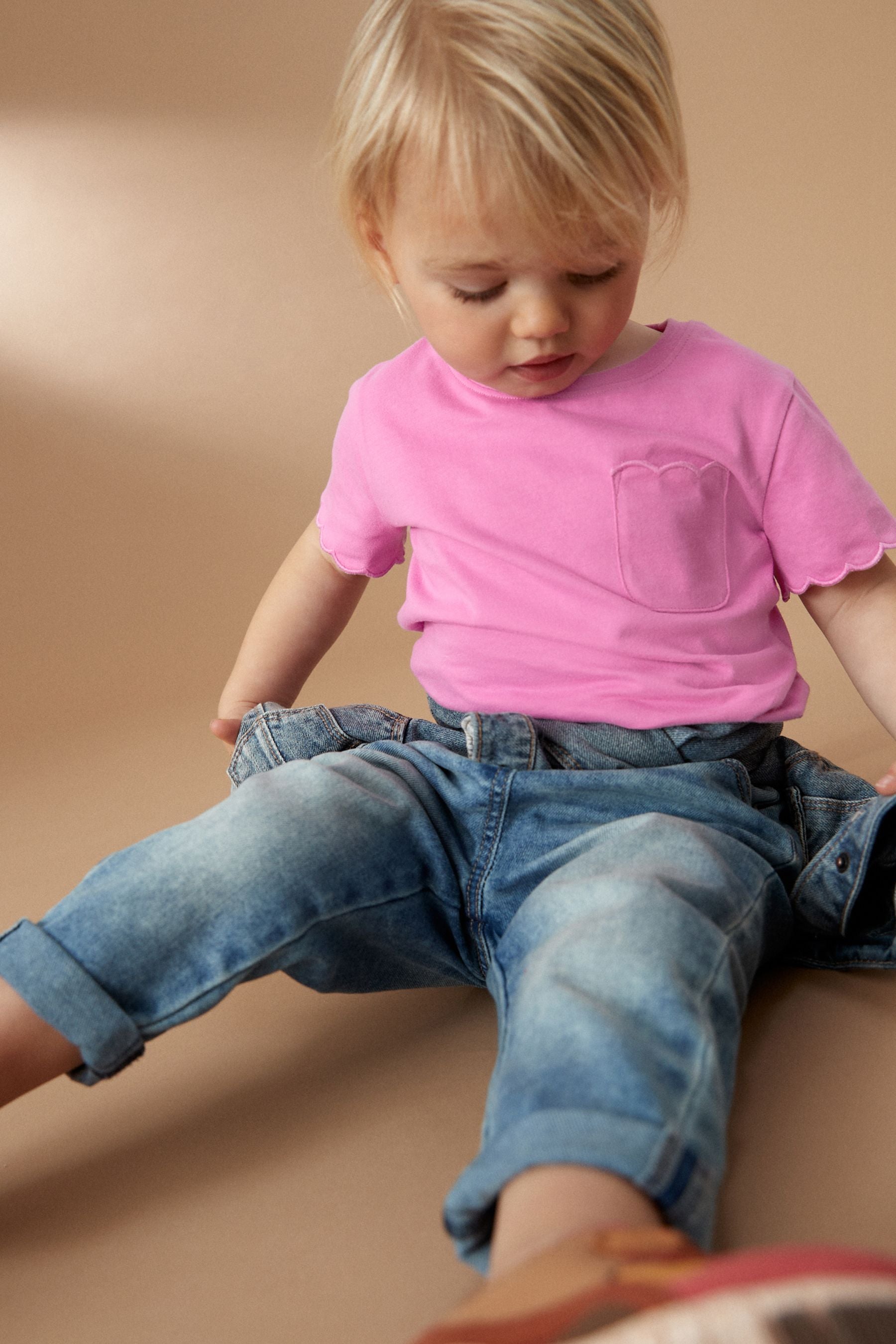 Bright Pink Short Sleeve Scallop T-Shirt (3mths-7yrs)