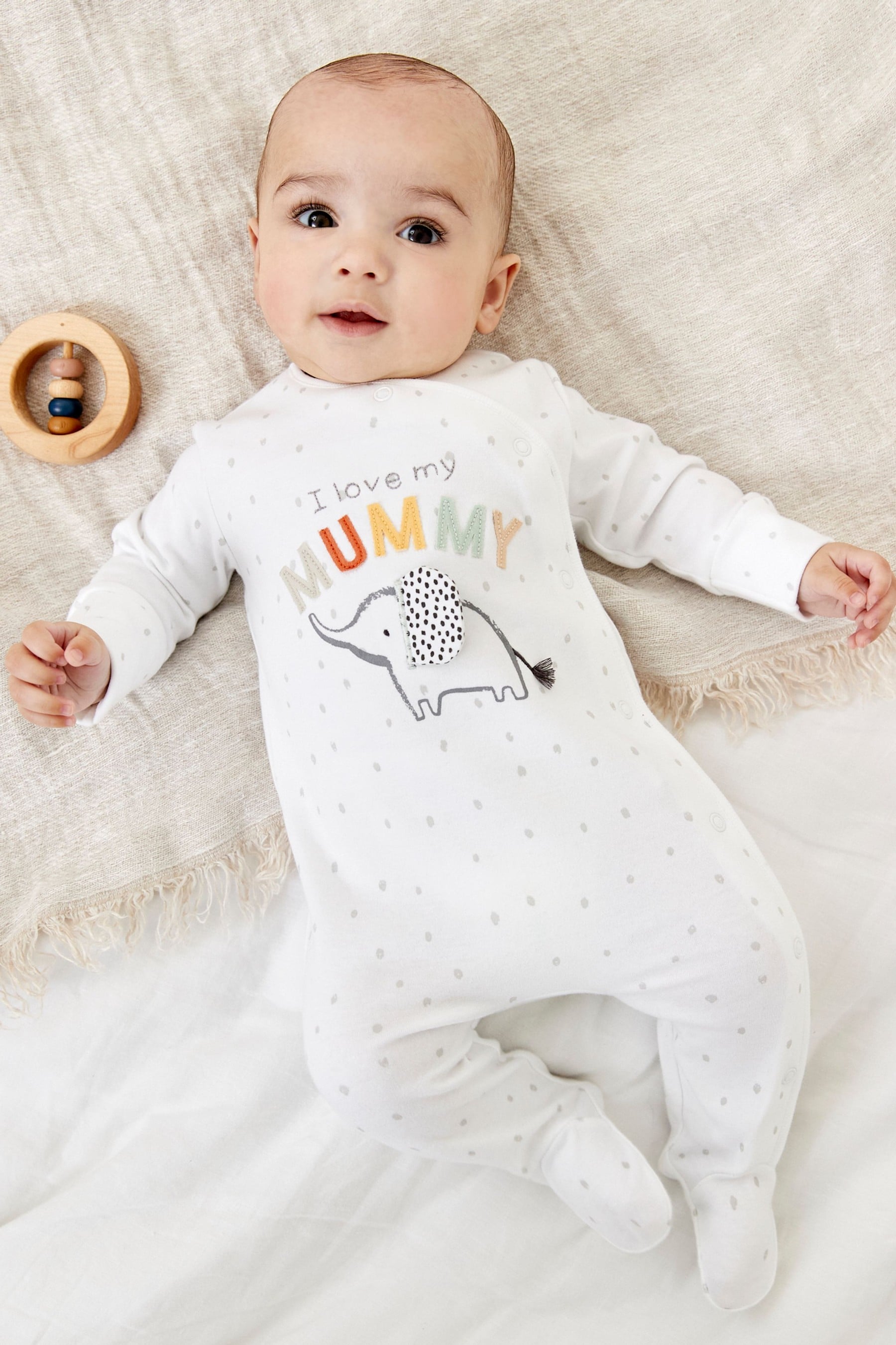 Mummy Elephant Single Baby Sleepsuit (0-18mths)