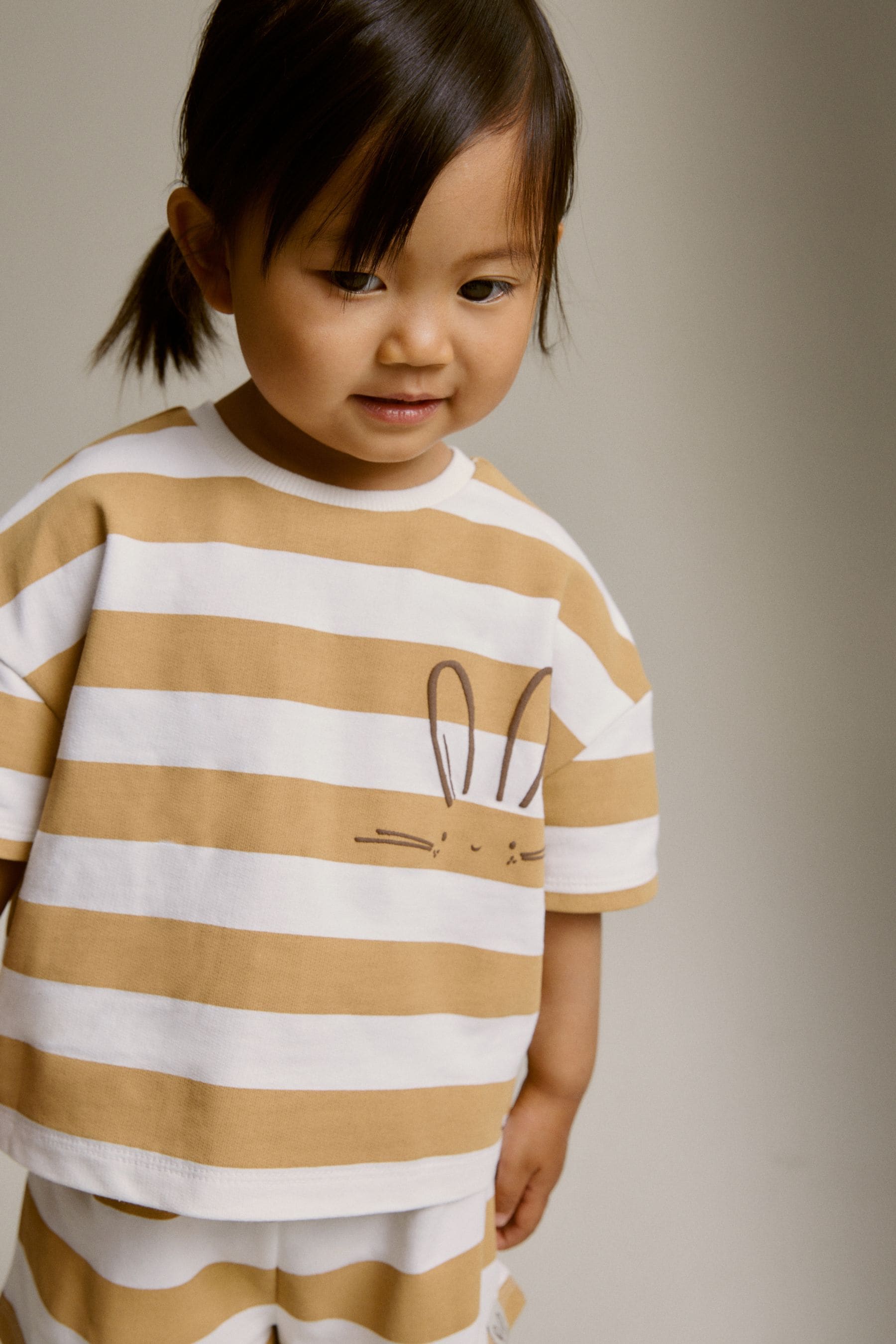 Neutral Stripe T-Shirt And Shorts Set (3mths-7yrs)