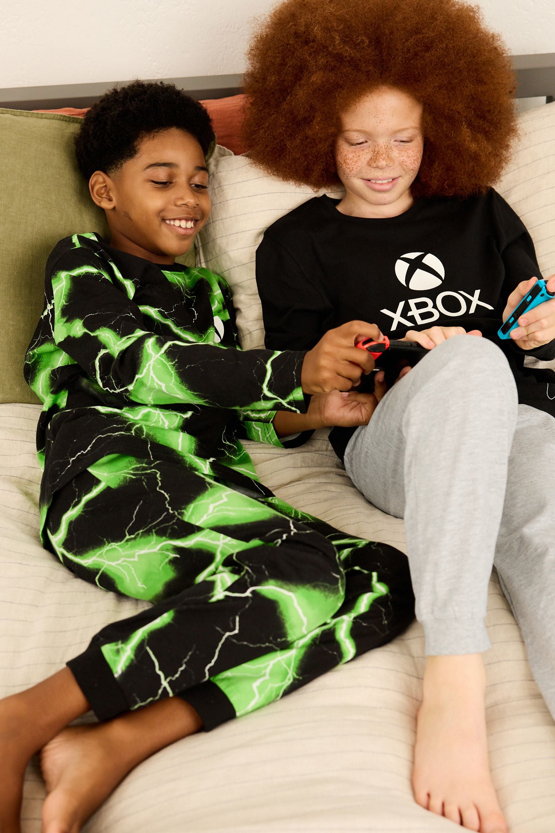 Black/Green Xbox Pyjamas 2 Pack (5-16yrs)