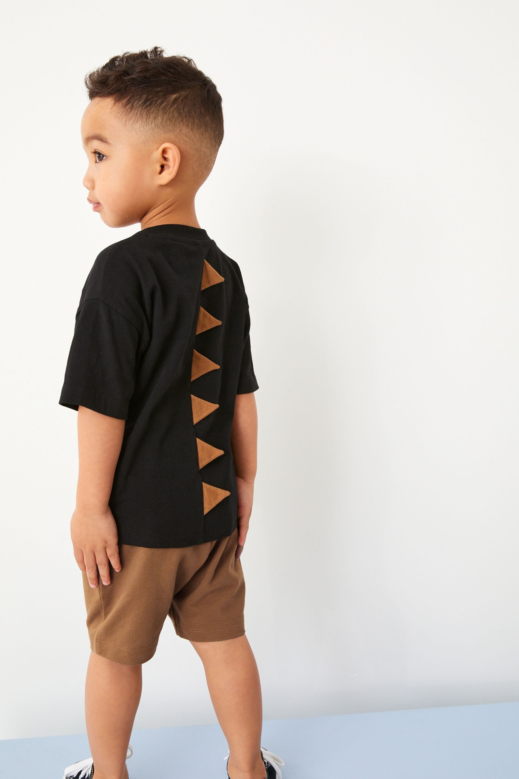 Black/Tan Brown Short Sleeve T-Shirts And Shorts 4 Piece Set (3mths-7yrs)