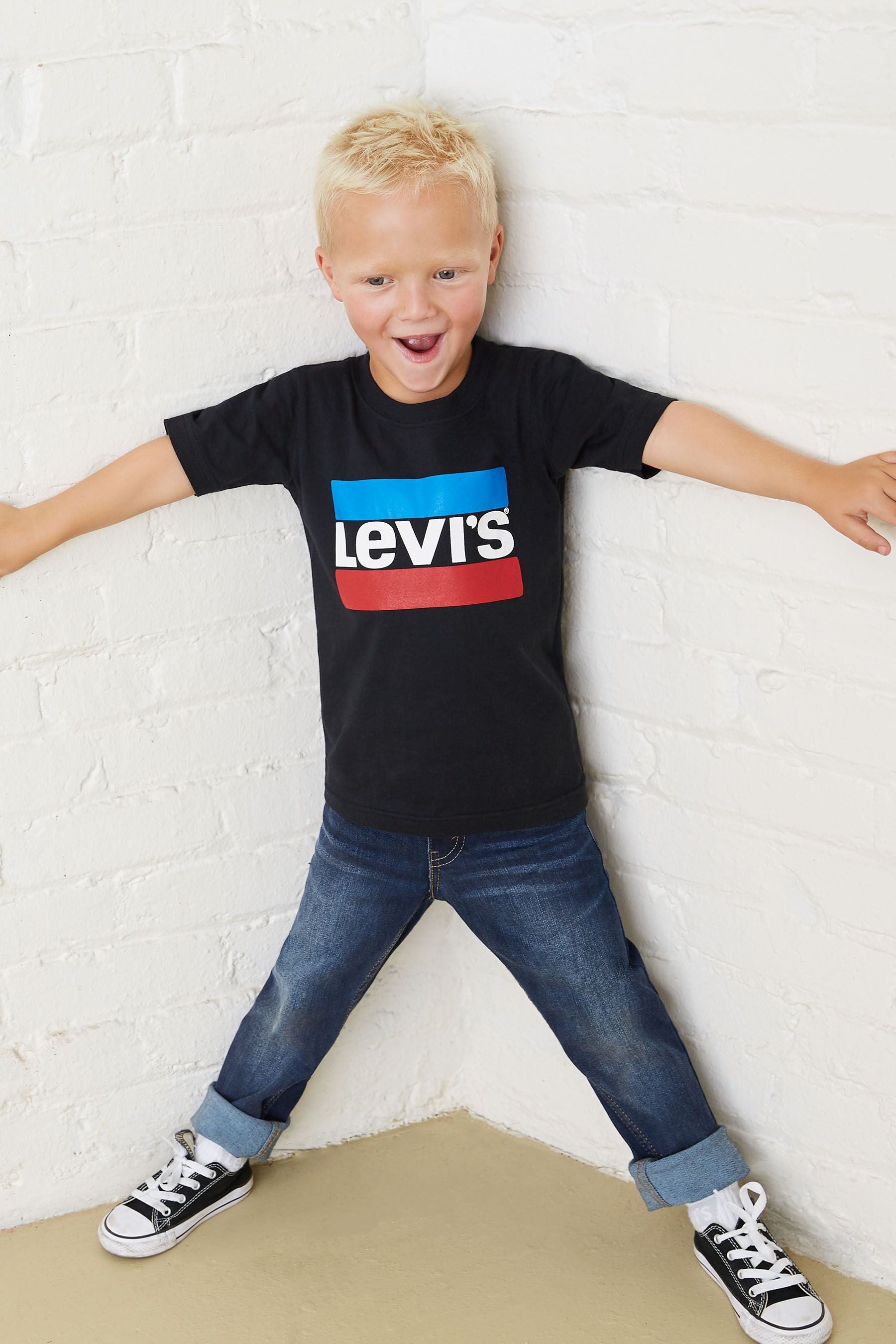 Black Levi's® Sports Kids Logo T-Shirt