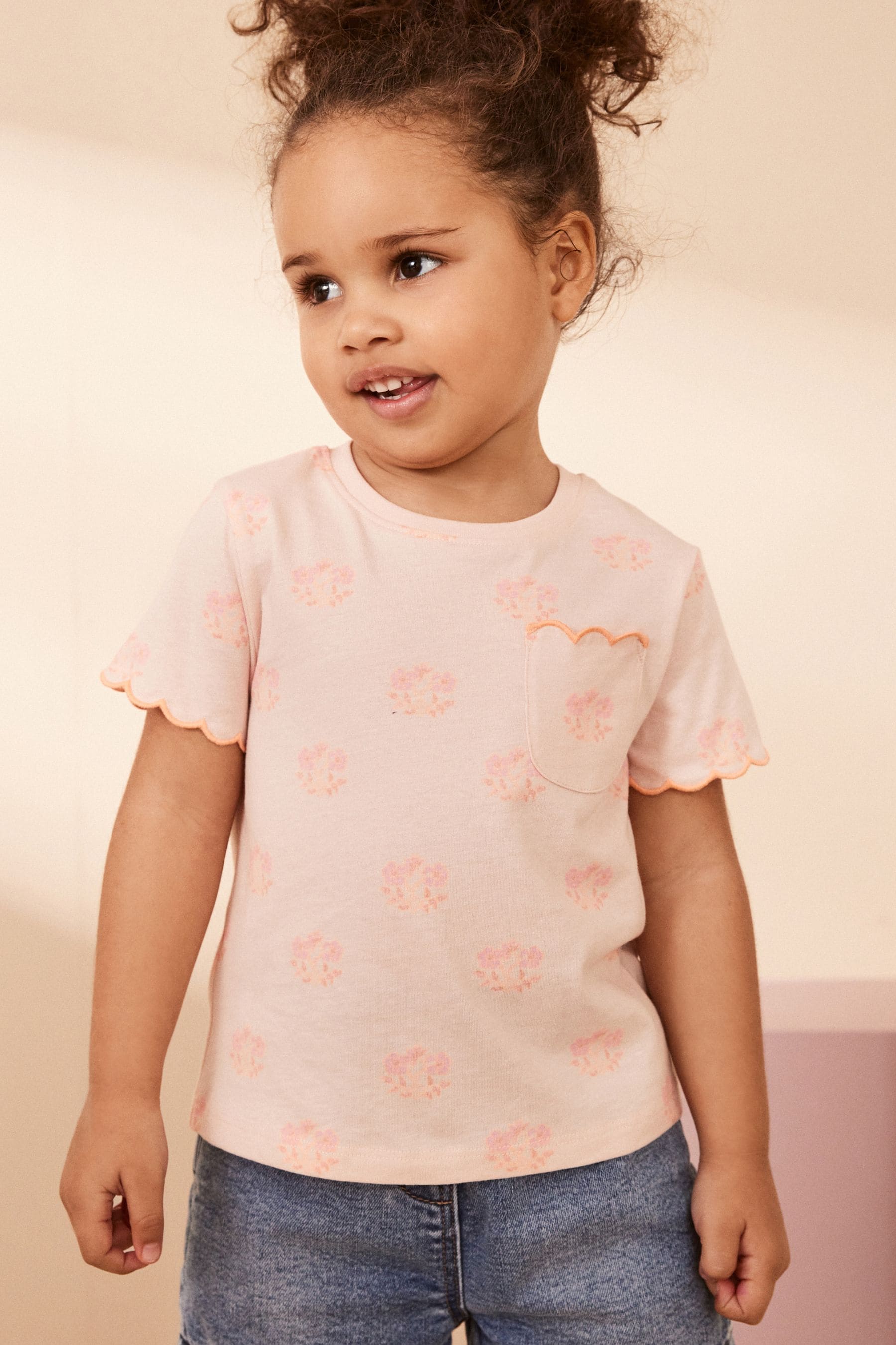 Fluro Pink Flower Short Sleeve Scallop T-Shirt (3mths-7yrs)