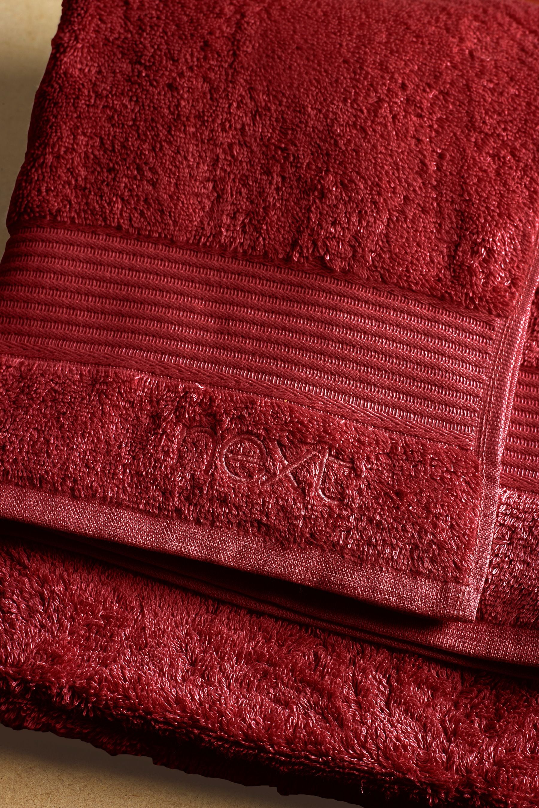 Red Berry Egyptian Cotton Towel