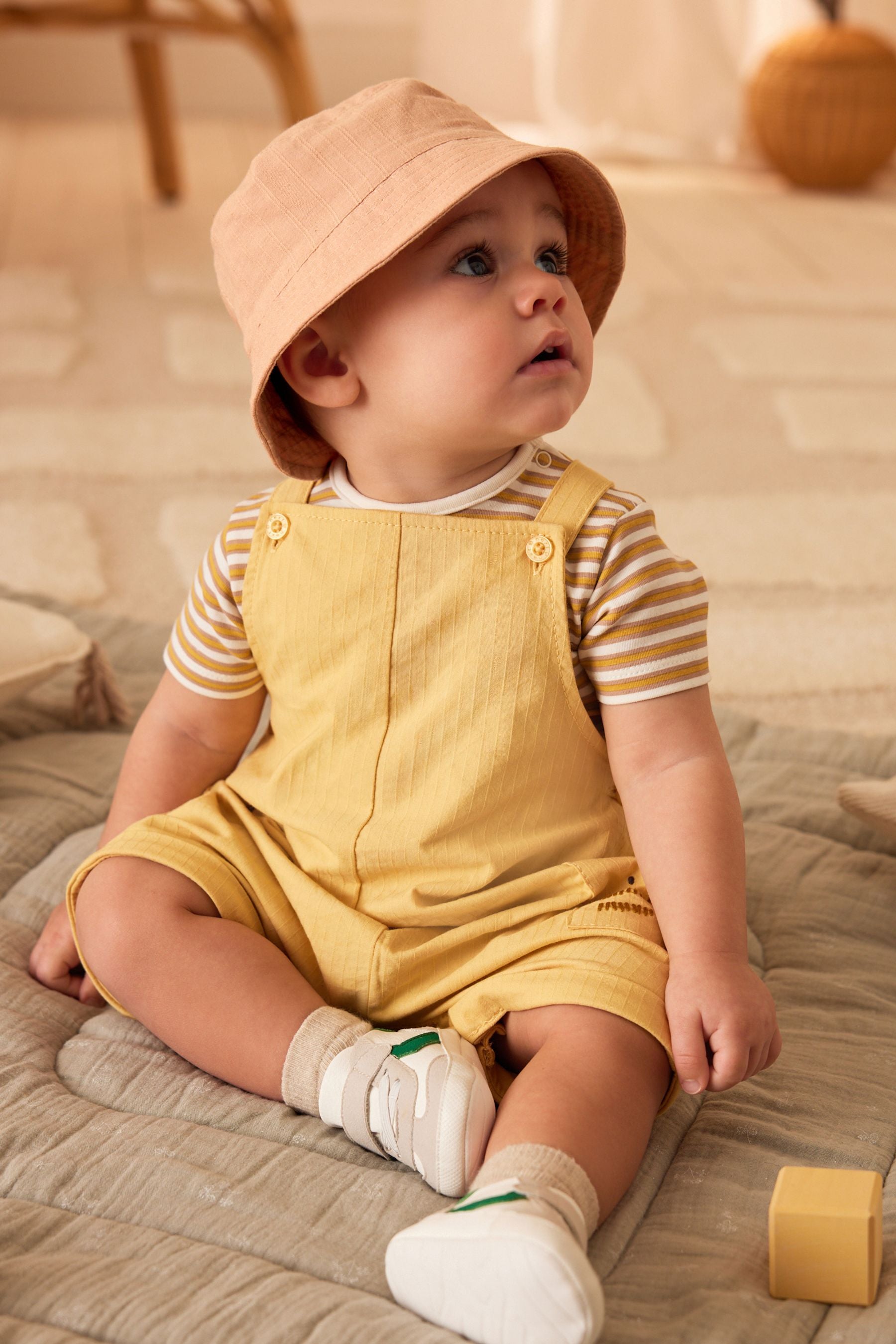 Sage Green / Apricot Orange Baby Bucket Hats 2 Pack (0mths-2yrs)