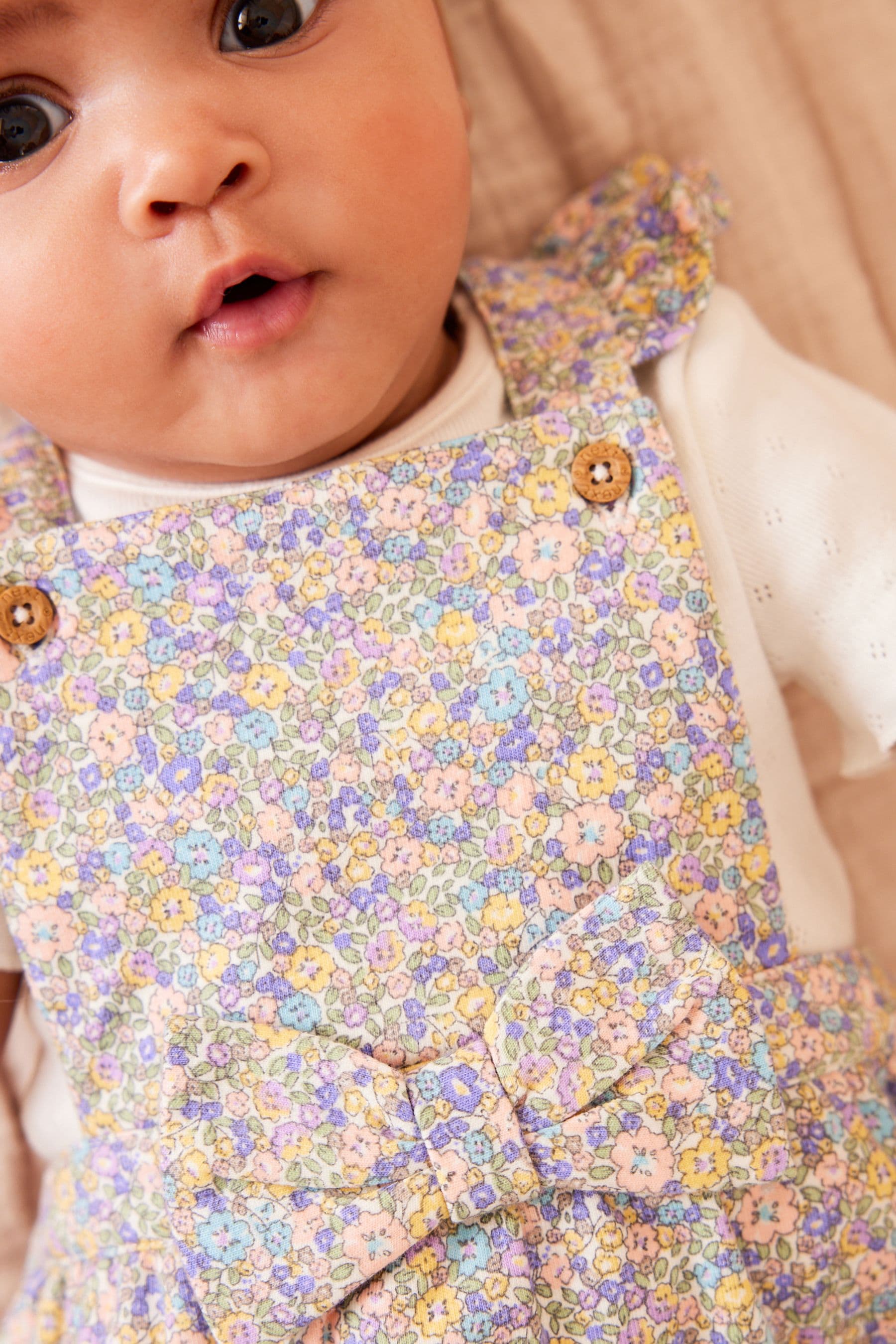 Blue Ditsy Floral Baby Dungarees And Bodysuit Set (0mths-2yrs)