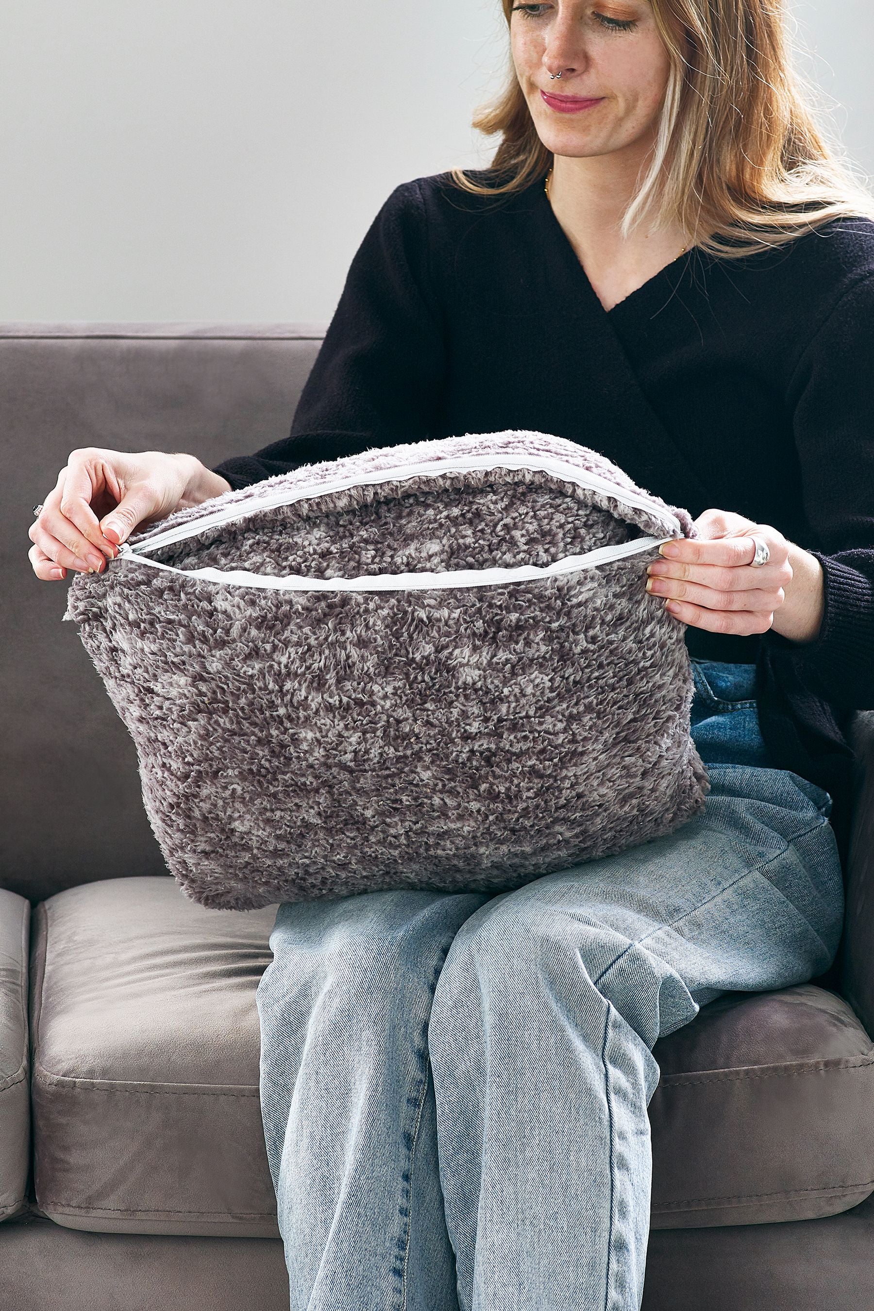 Grey TV Cosy Throw