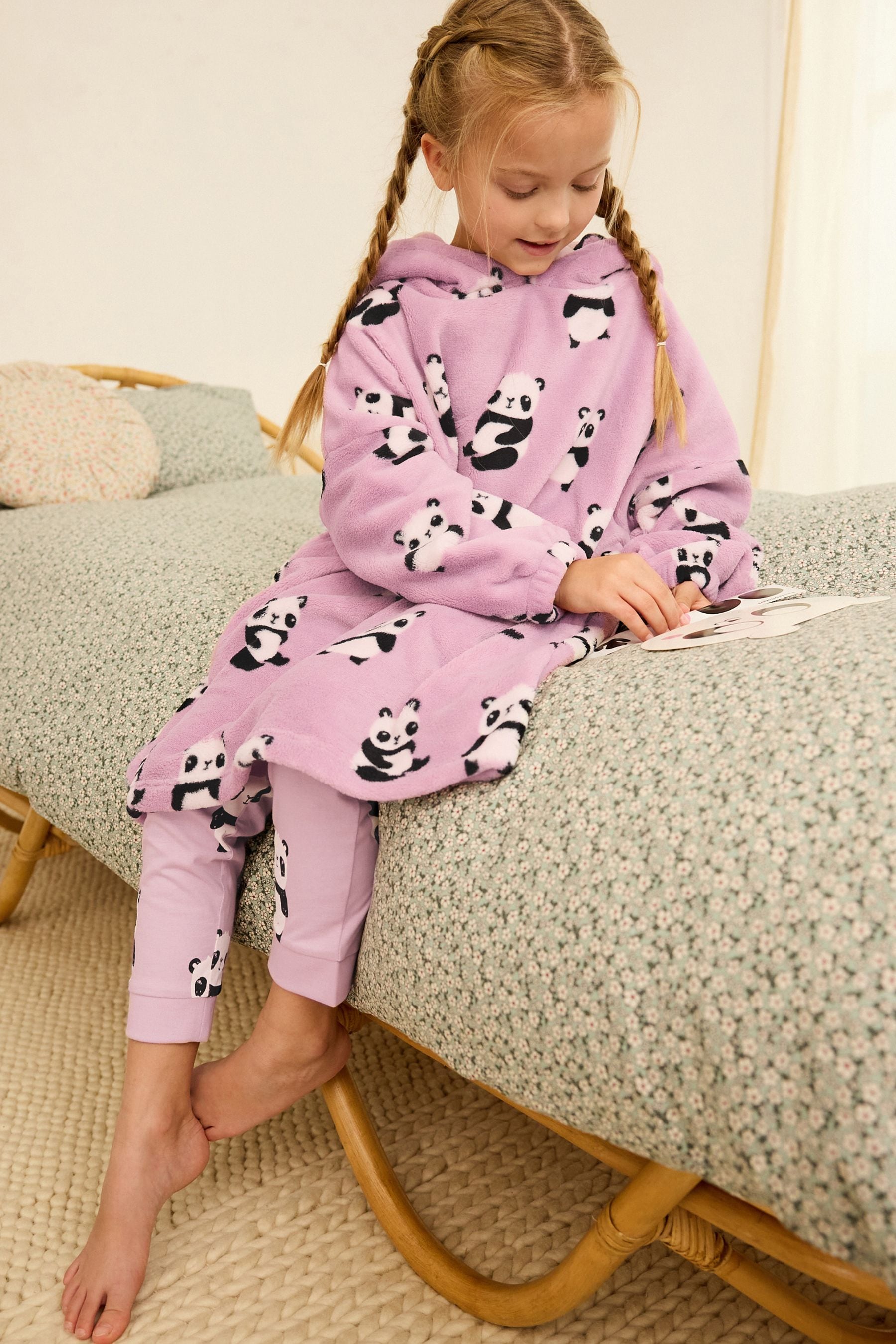 Pink Panda Character Hooded Blanket (3-16yrs)