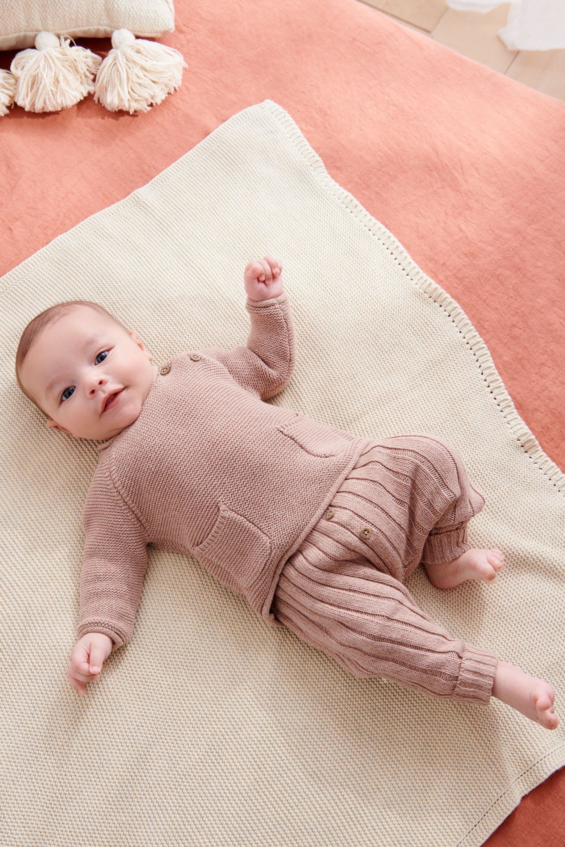 Neutral Baby Knitted Jumper And Leggings Set (0mths-2yrs)