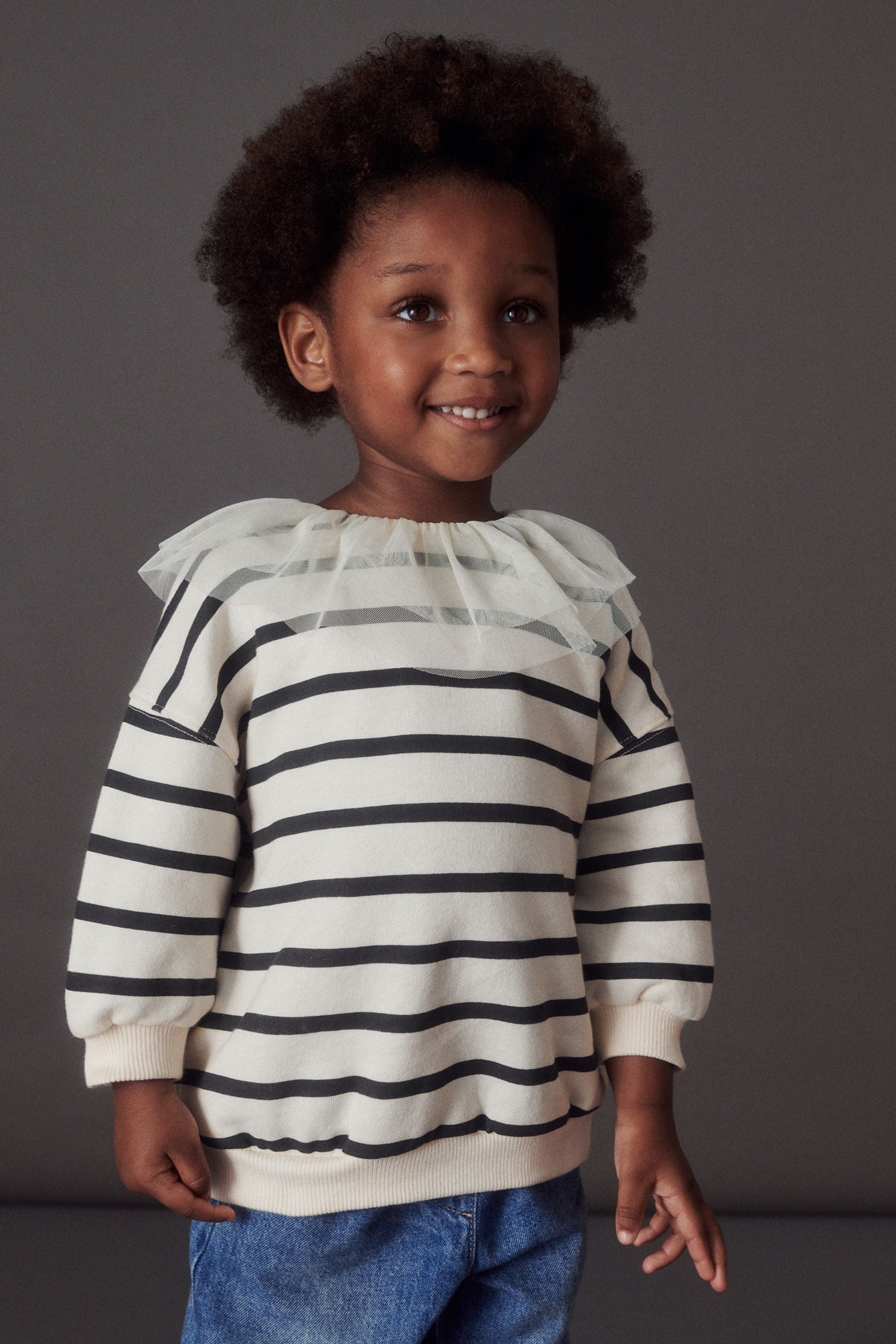 Black & White Collared Sweatshirt (3mths-7yrs)