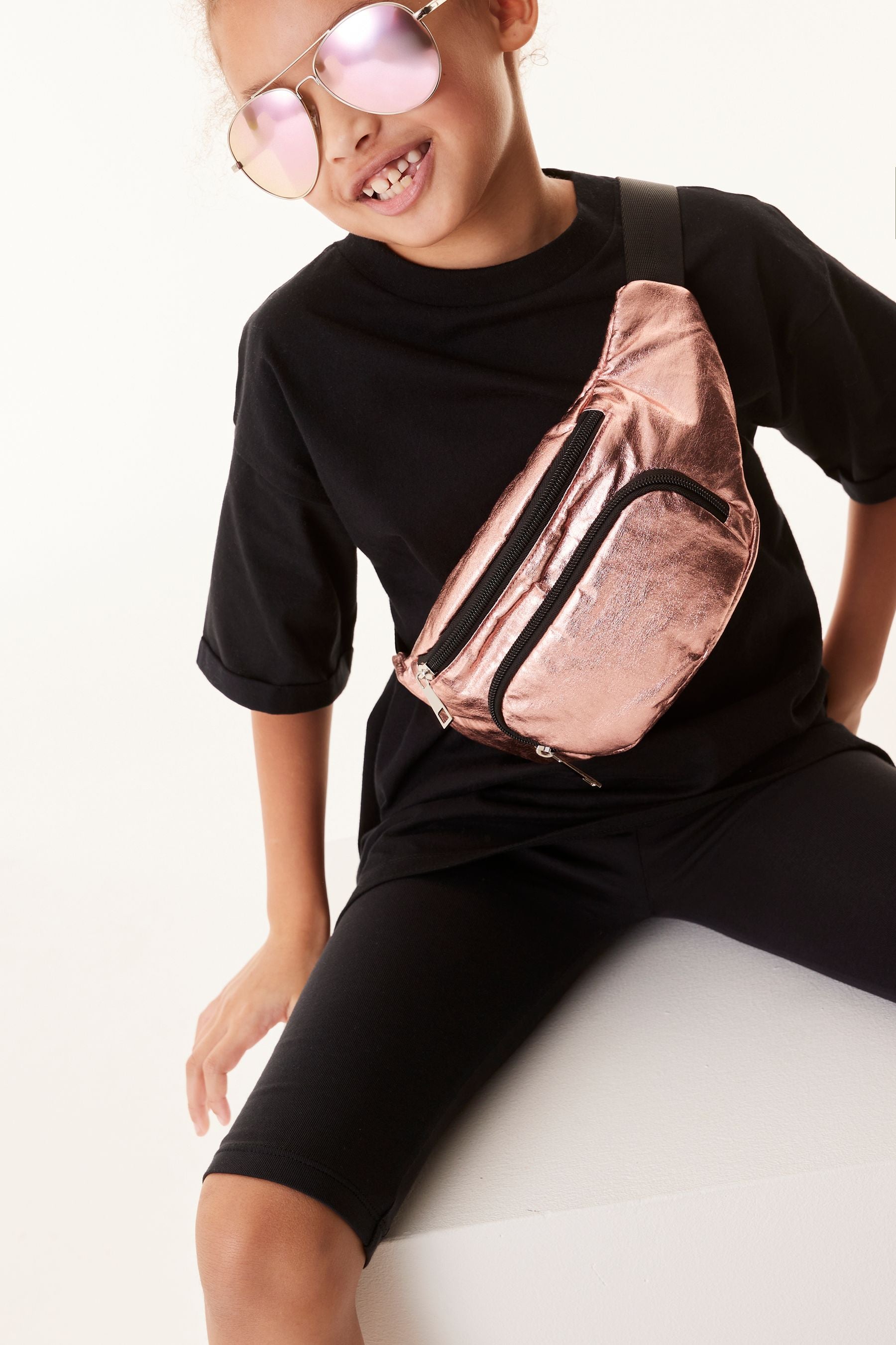 Black Oversized T-Shirt (3-16yrs)