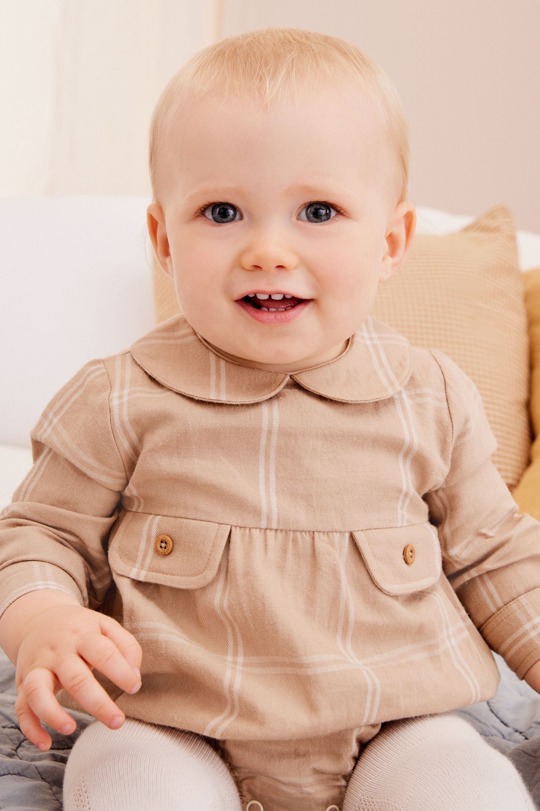 Beige Baby Collared Romper and Tights set (0mths-2yrs)