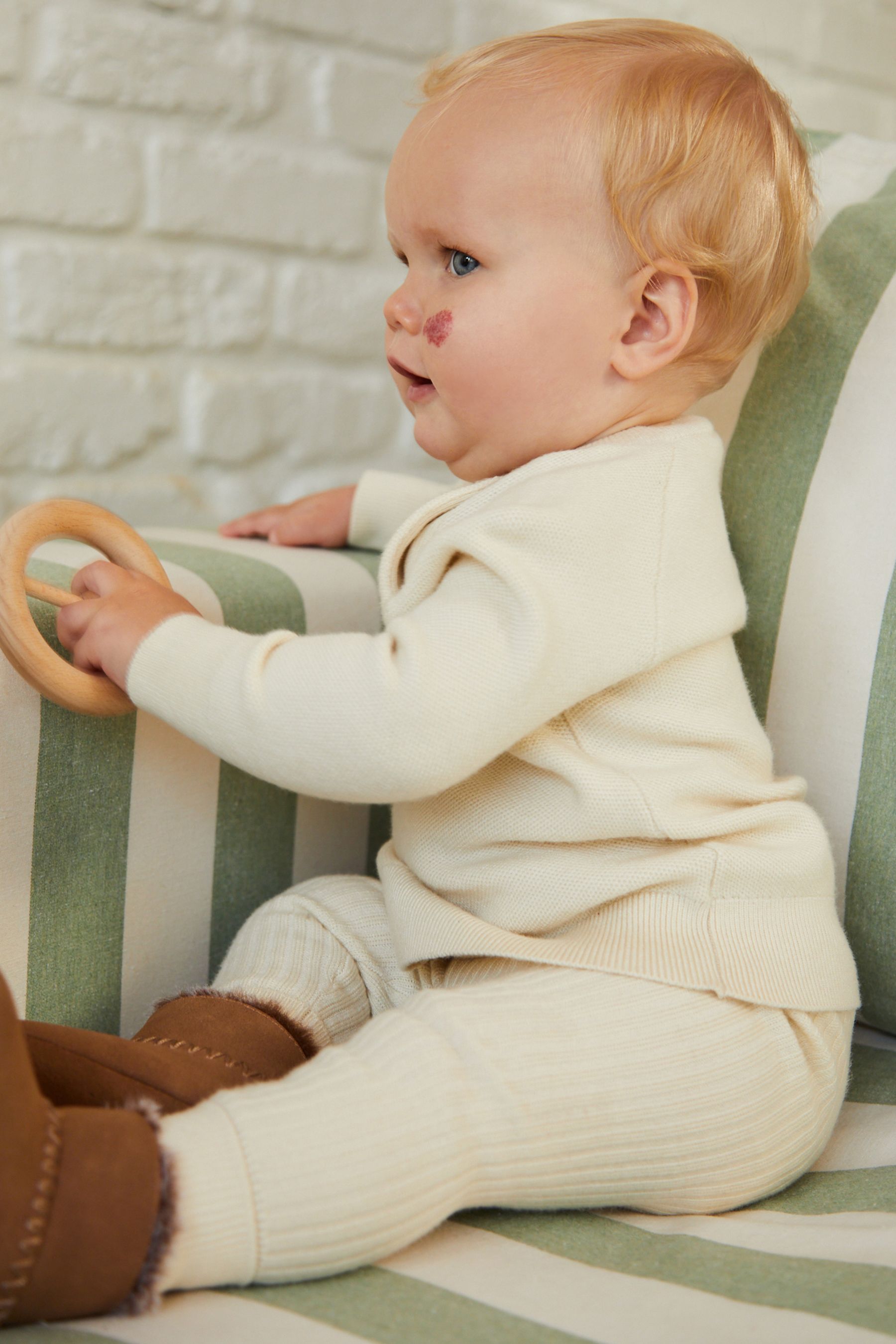 Cream Baby Knitted Jumper & Leggings 2 Piece Set (0mths-2yrs)