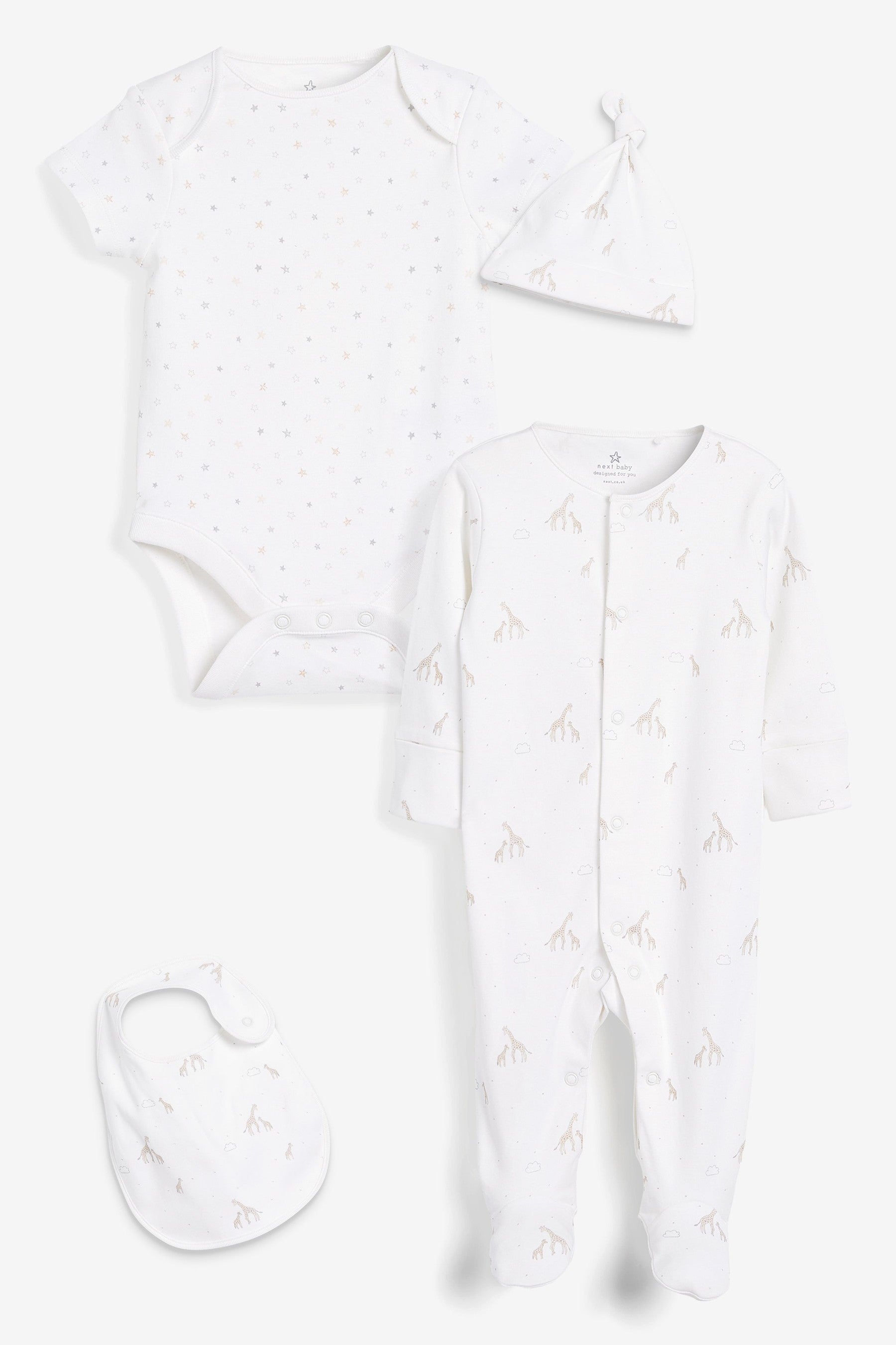 White Cotton Giraffe Baby Sleepsuit, Bodysuit, Bib & Hat Set (0-6mths)