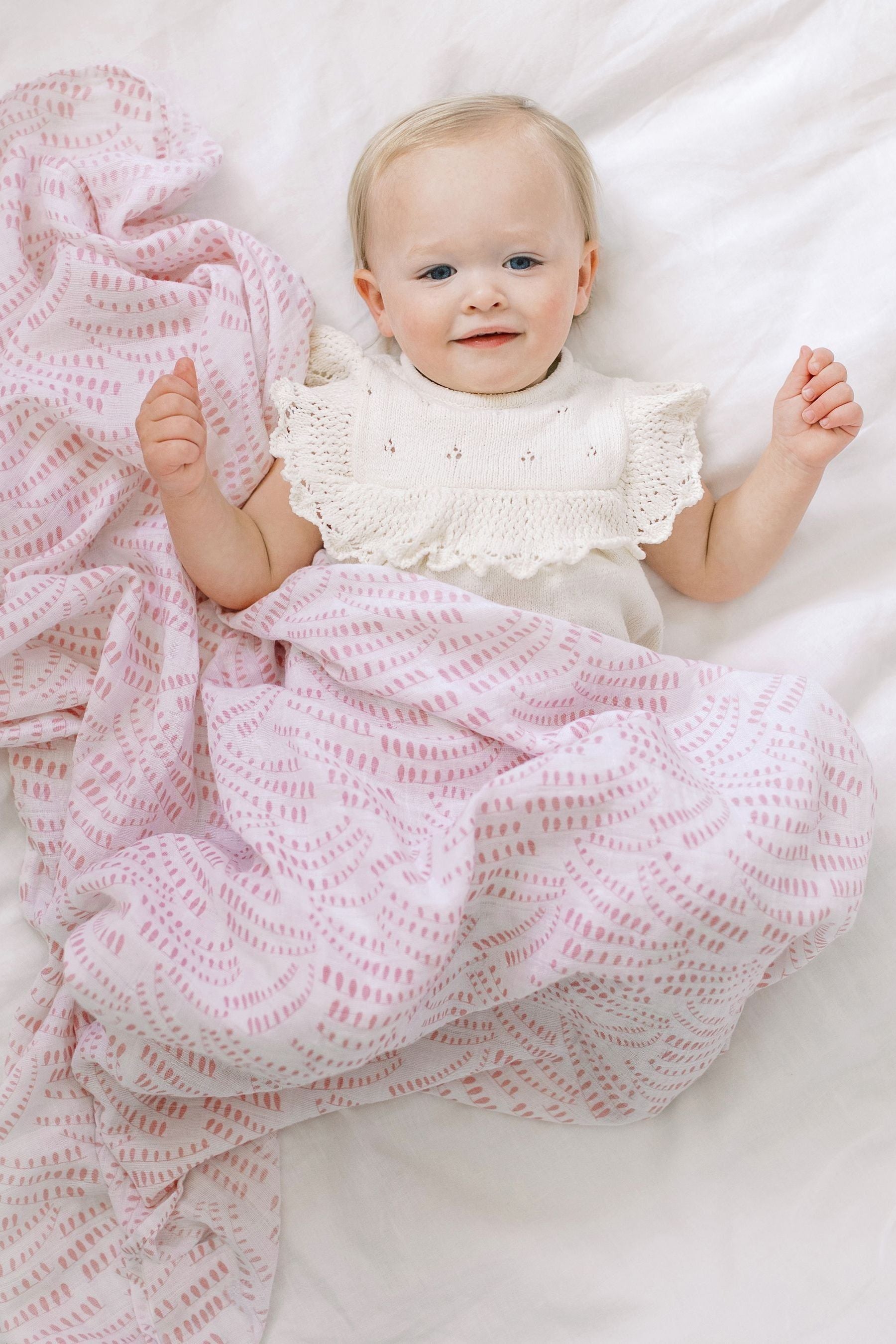 Pink aden + anais Large Cotton Muslin Blankets 4 Pack