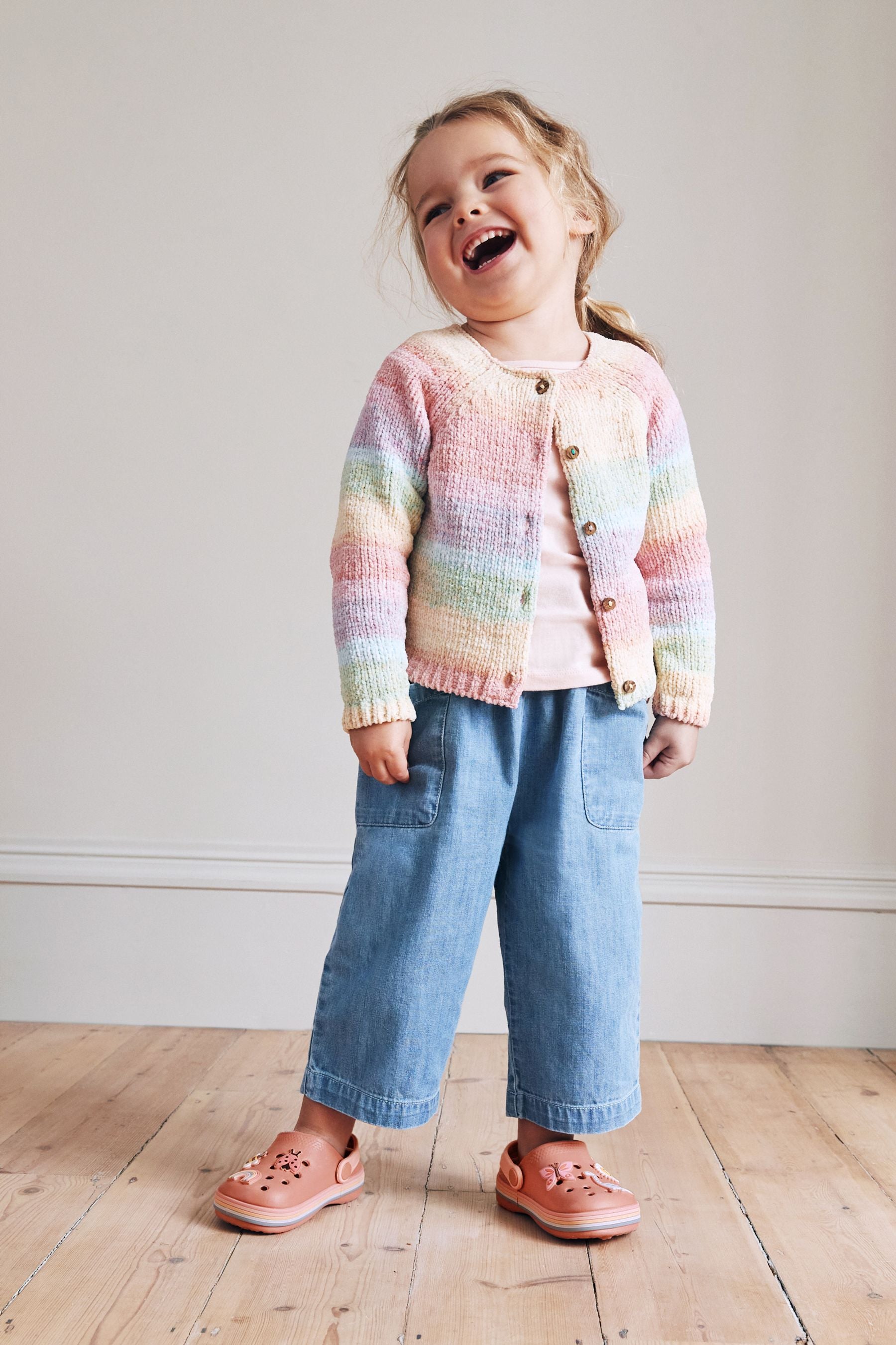 Scandi Pink Badge Clogs