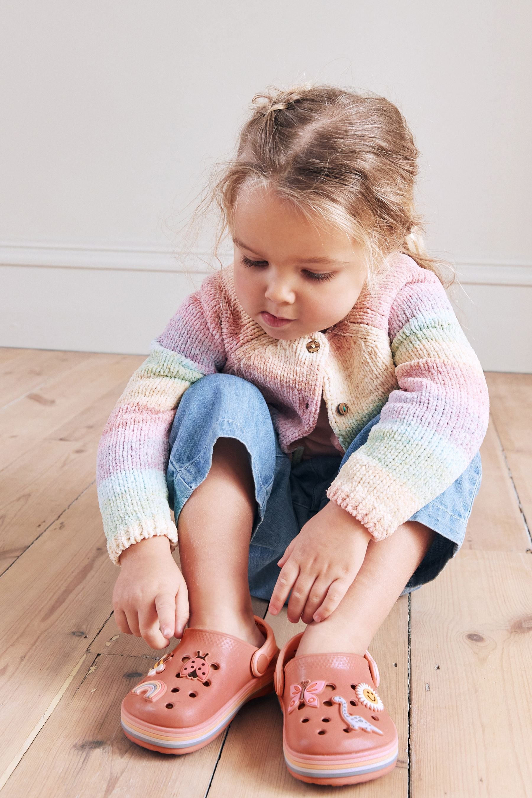 Scandi Pink Badge Clogs