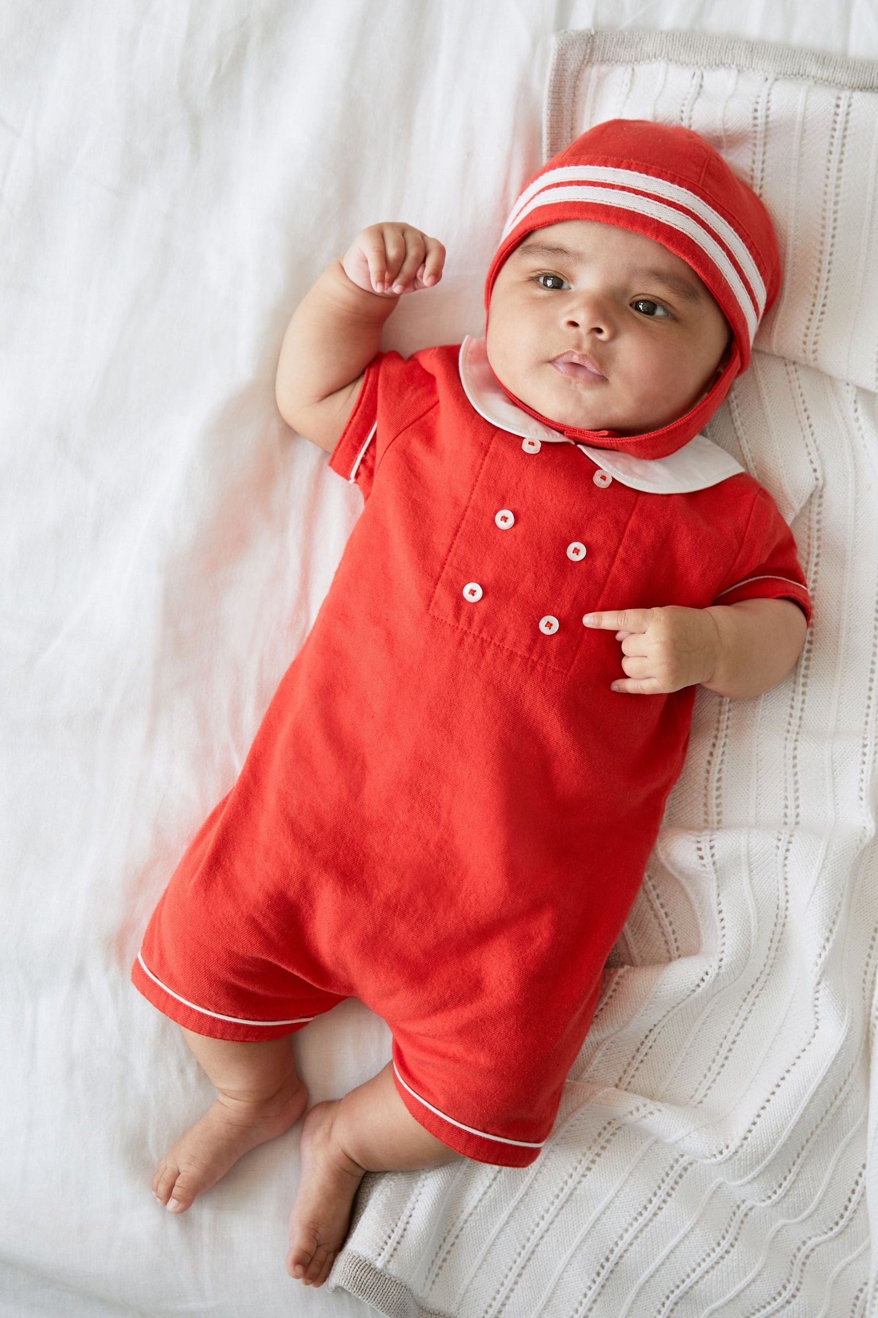 Red/White Collared Baby Smart 2 Piece Romper And Hat Set (0mths-2yrs)