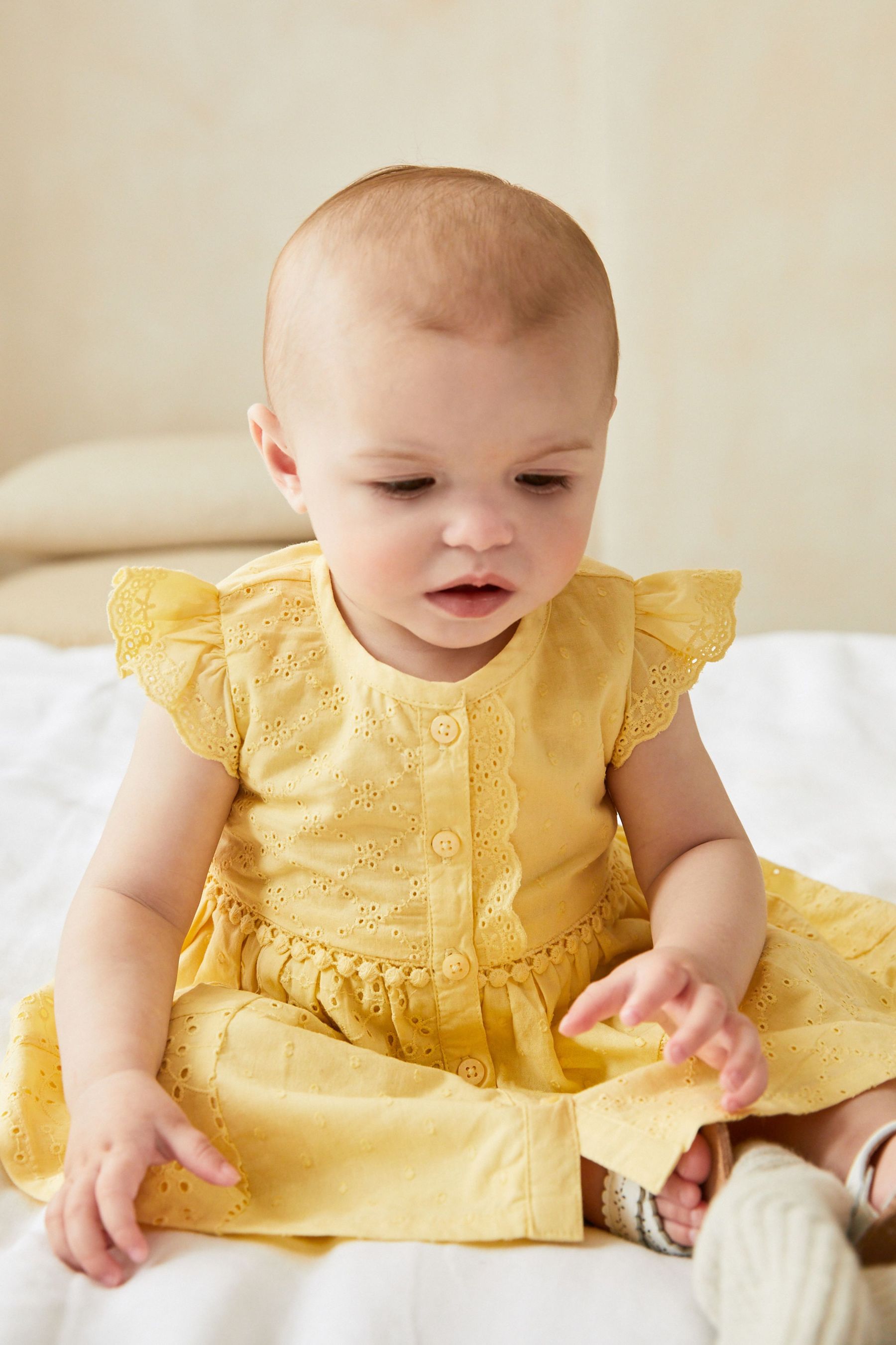 Yellow and White Baby 2 Piece Dress and Knickers Set (0mths-2yrs)