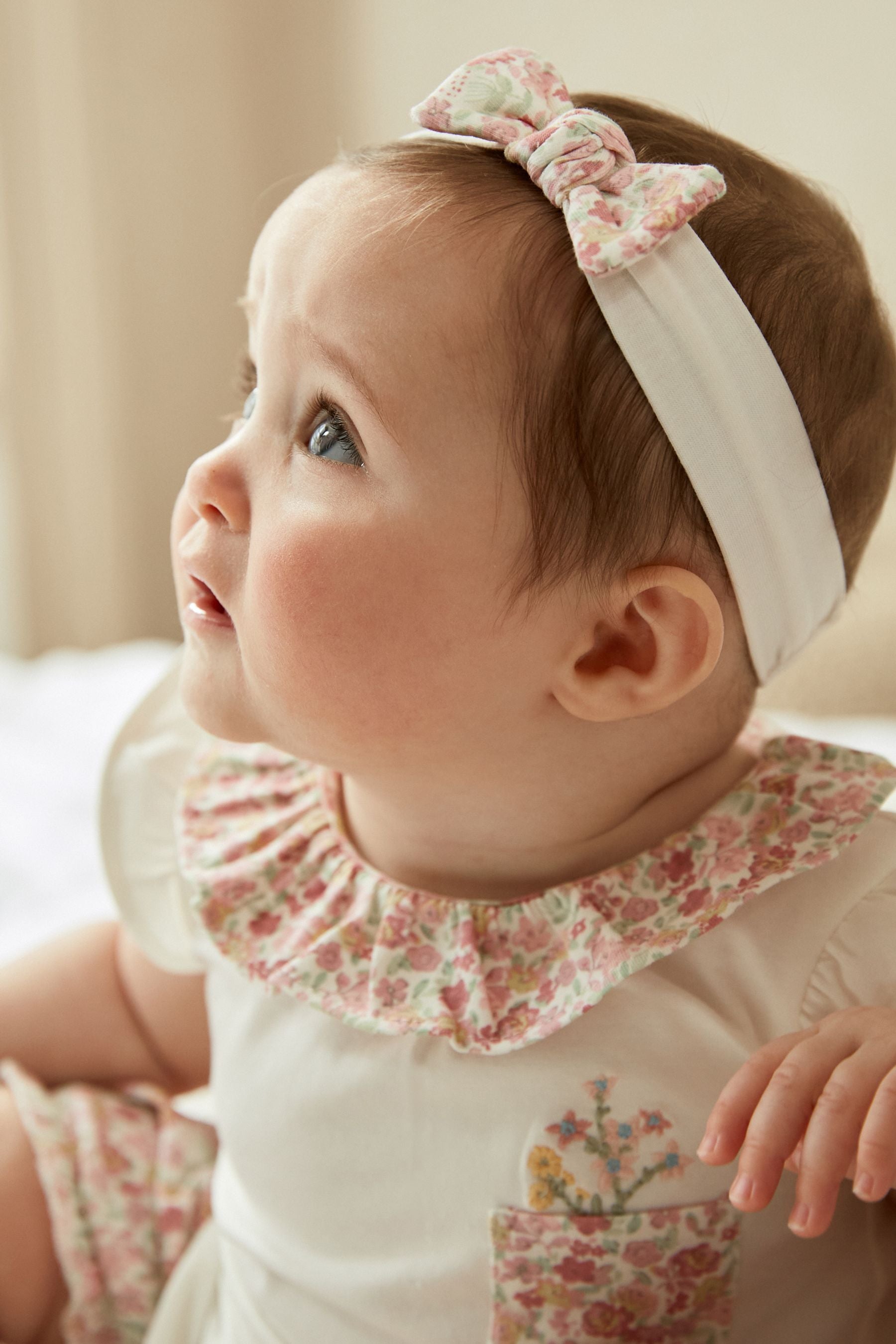 Pink Baby Ditsy Floral 3 Piece T-Shirt, Shorts And Headband Set (0mths-3yrs)