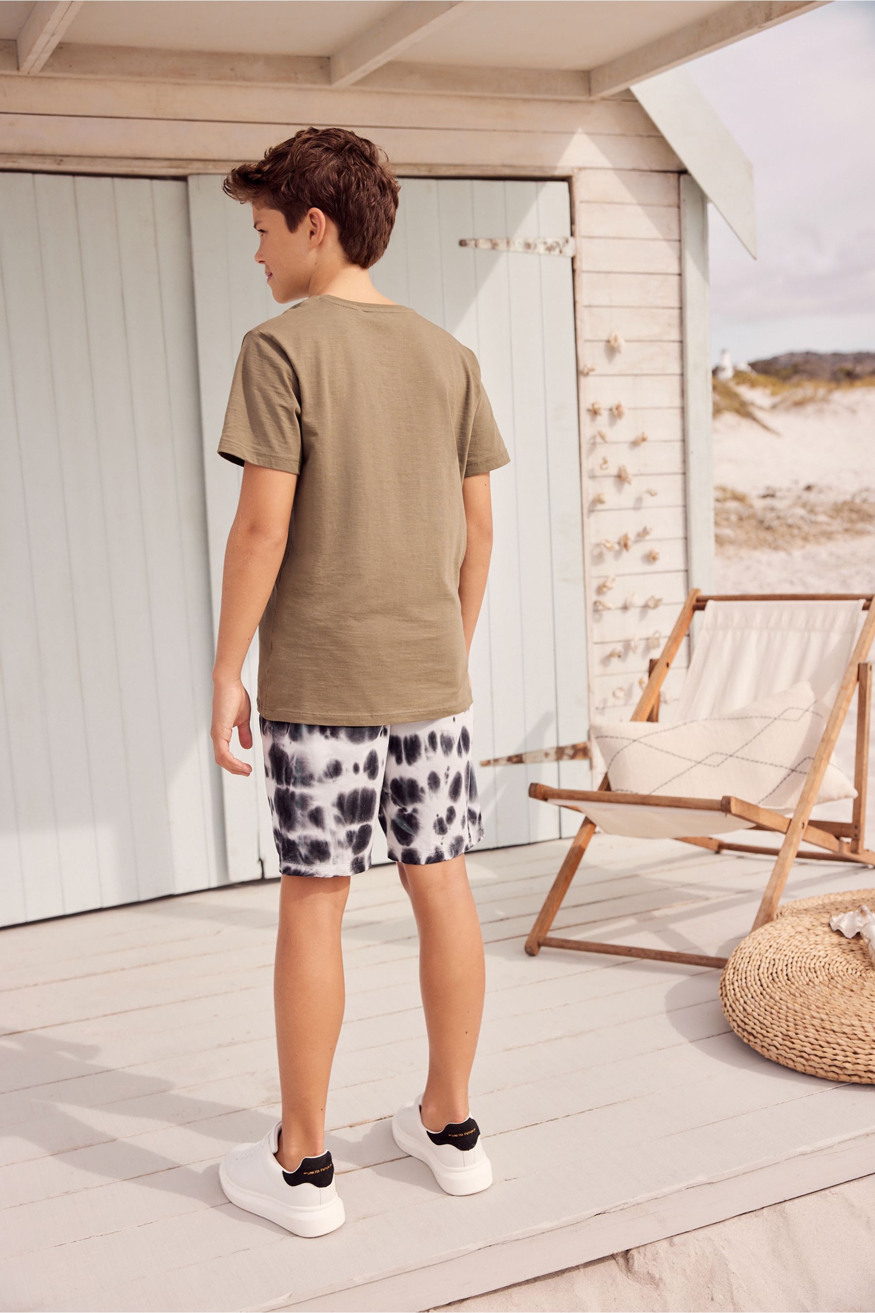 Black/White Regular Fit Pull-On Shorts (3-16yrs)