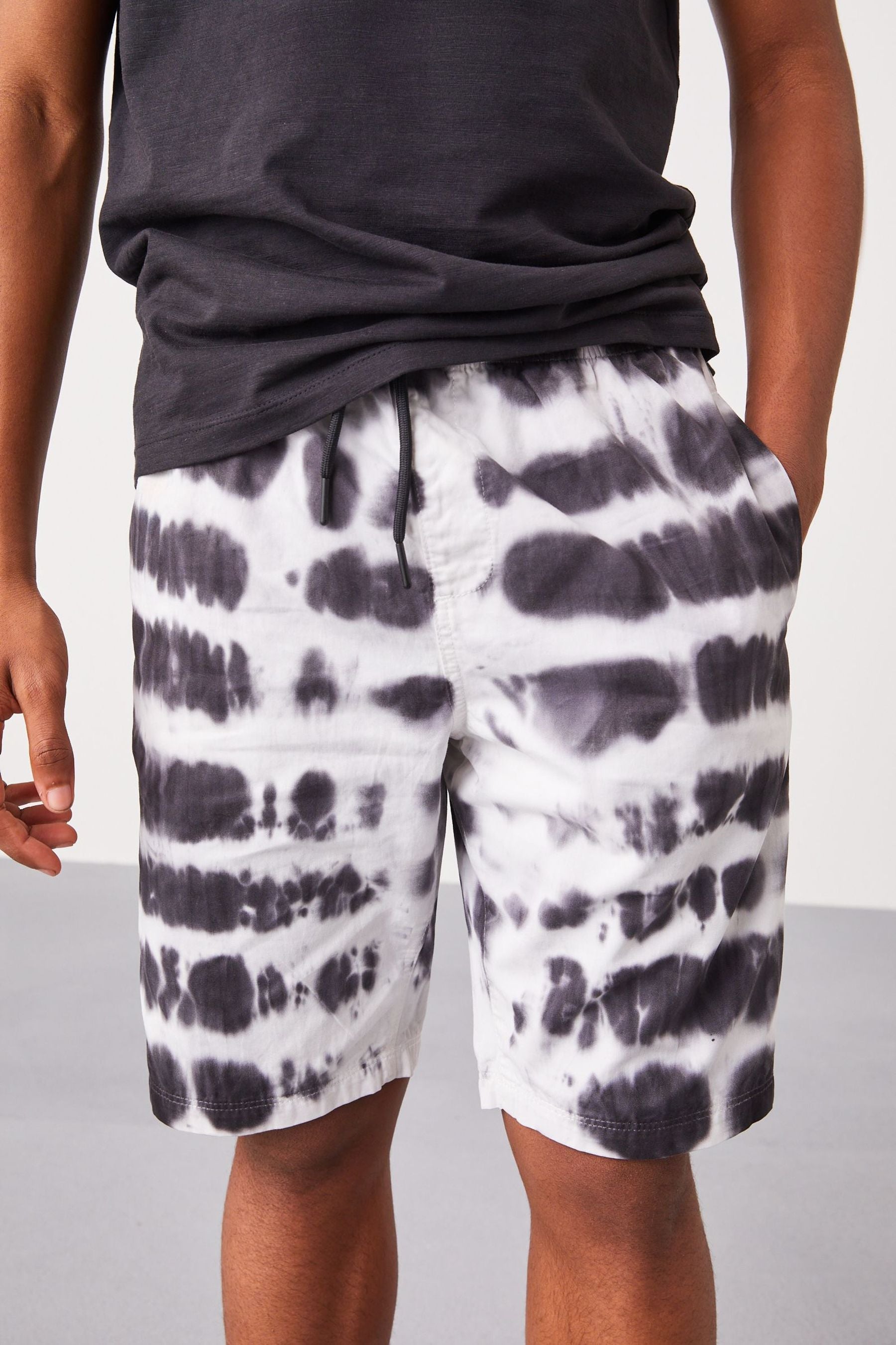 Black/White Regular Fit Pull-On Shorts (3-16yrs)