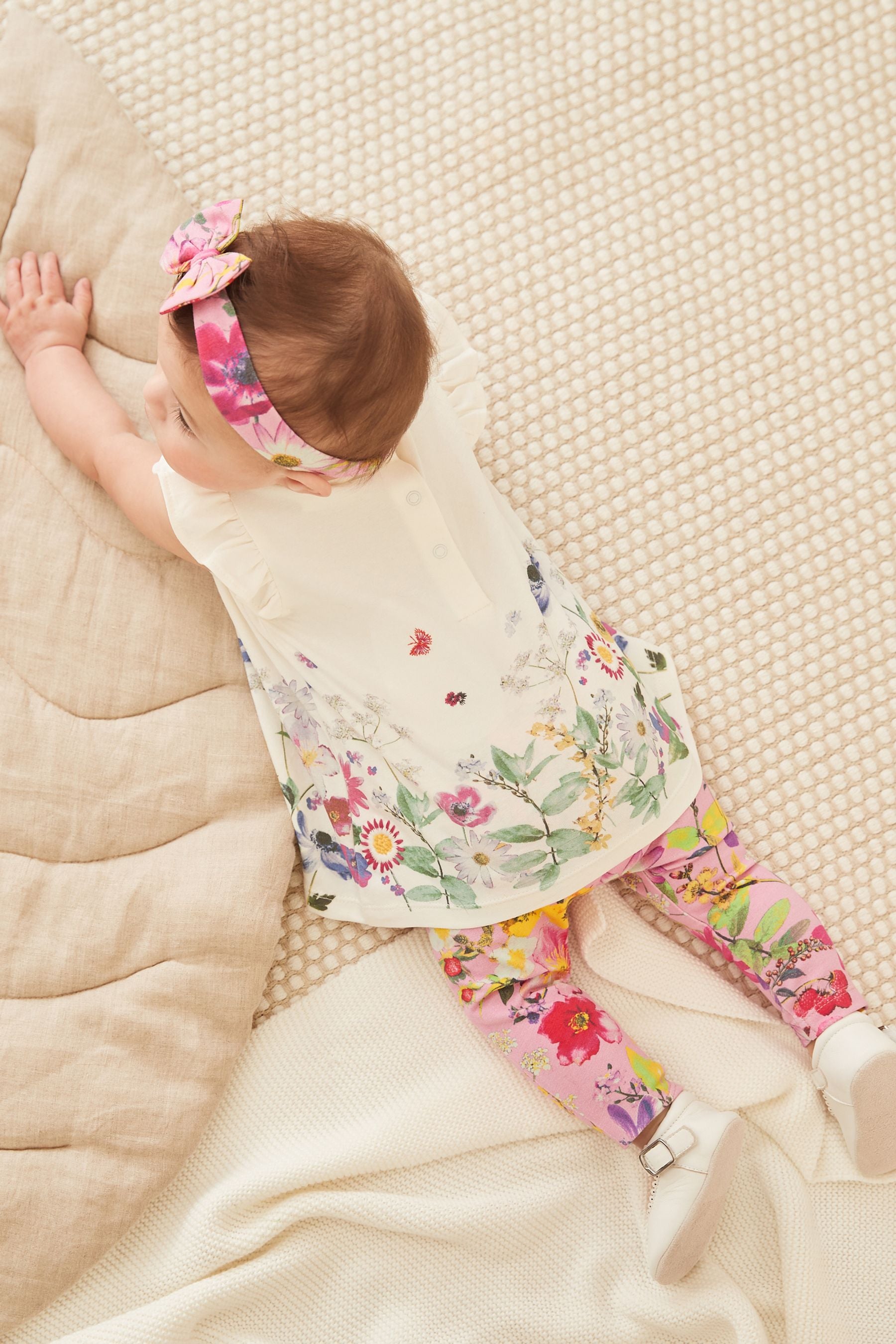 Bright Pink Floral Baby T-Shirt, Leggings And Headband Set (0mths-3yrs)