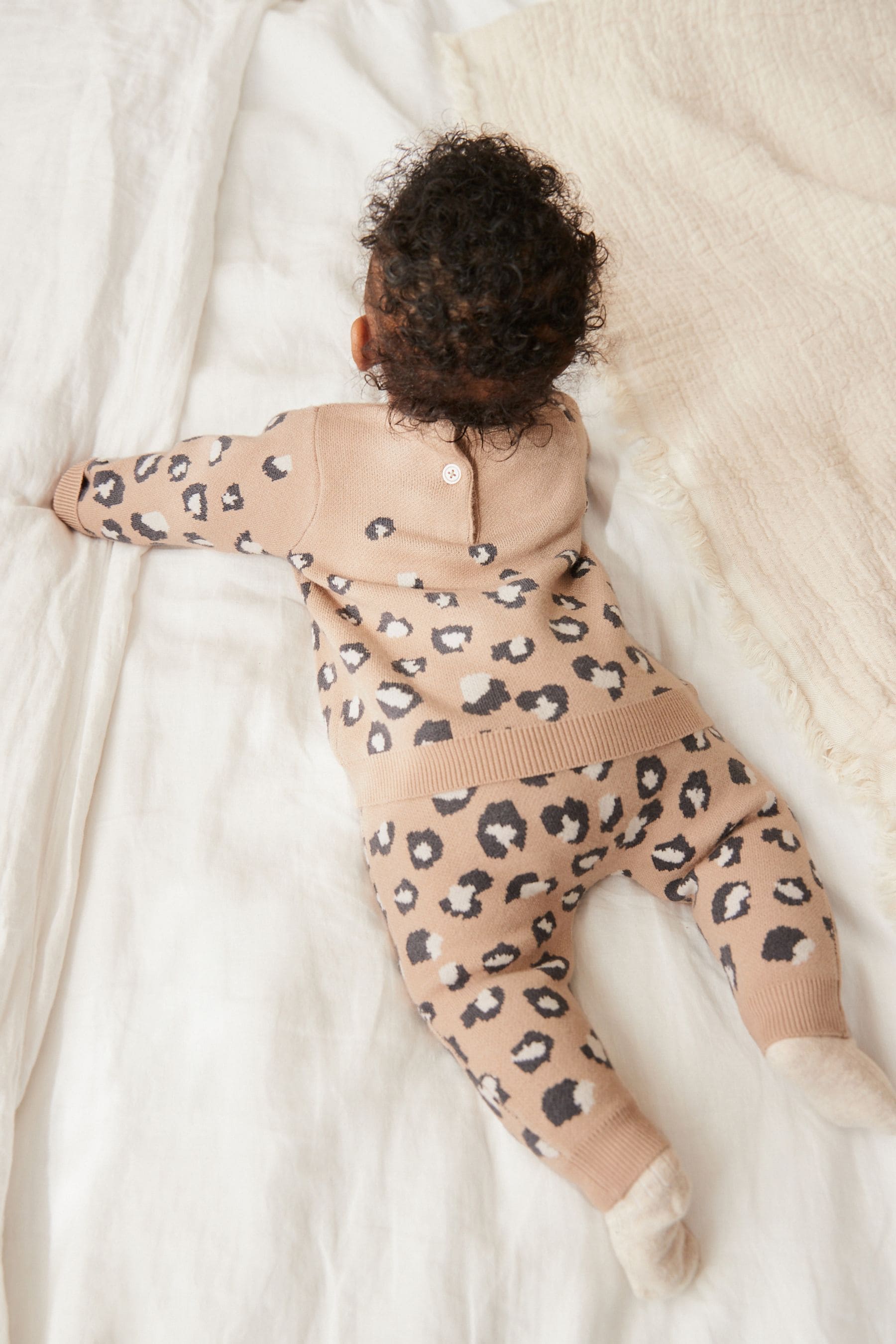 Leopard Print Two Piece Baby Knit Jumper And Leggings Set (0mths-2yrs)