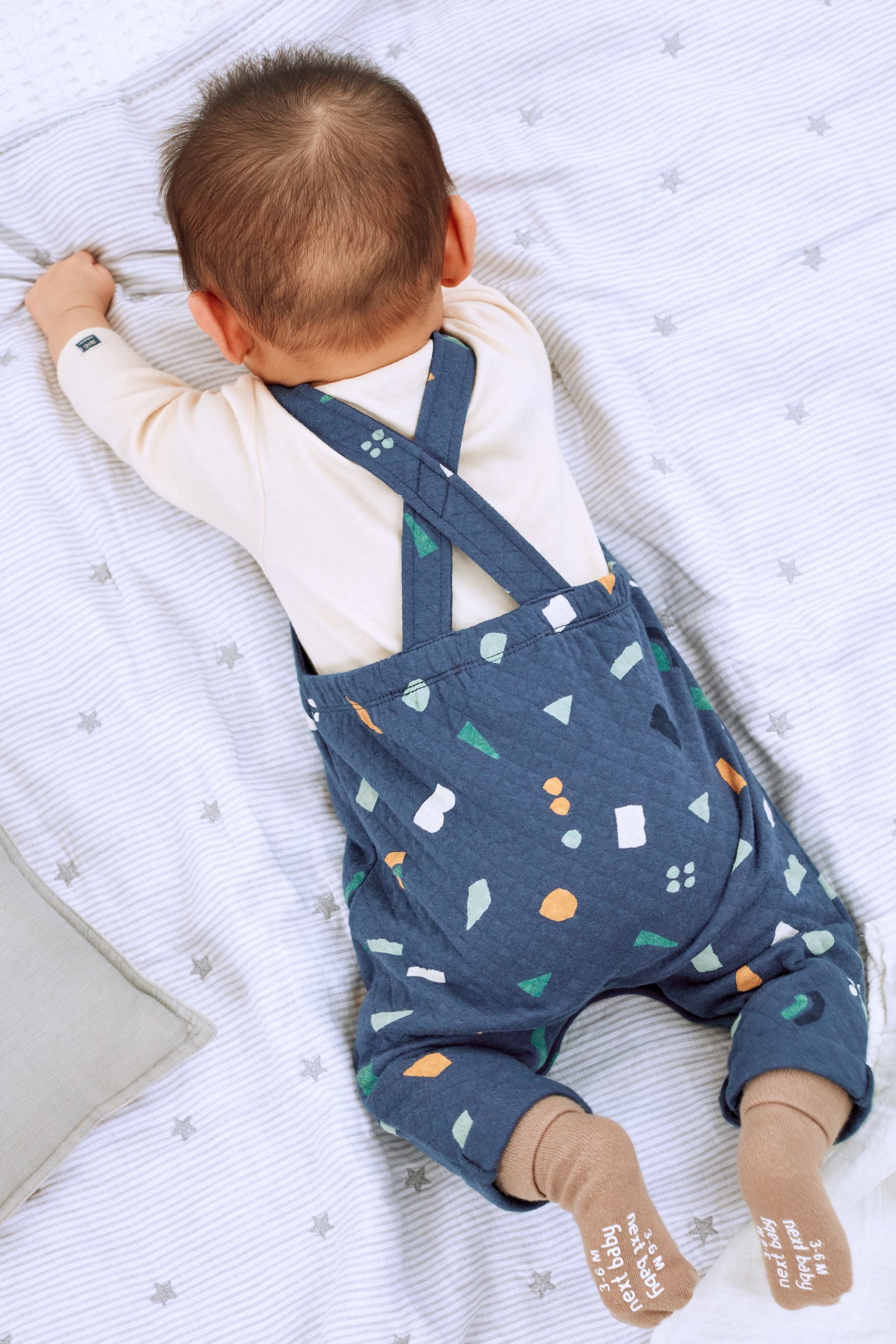 Navy Blue 2 Piece Quilted Baby Dungarees And Bodysuit Set (0mths-2yrs)