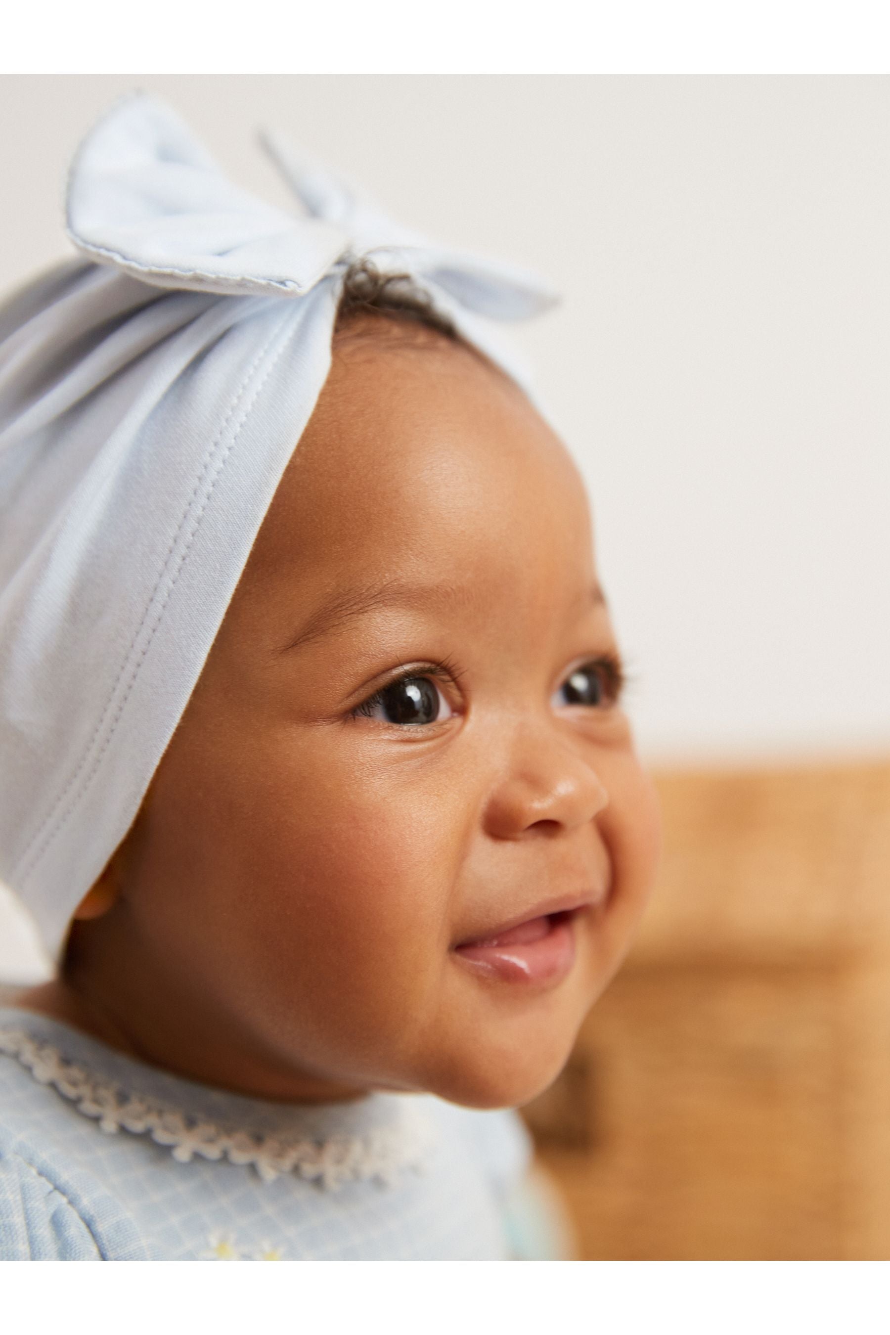 White and pink Baby Turbans 2 Pack (0mths-2yrs)