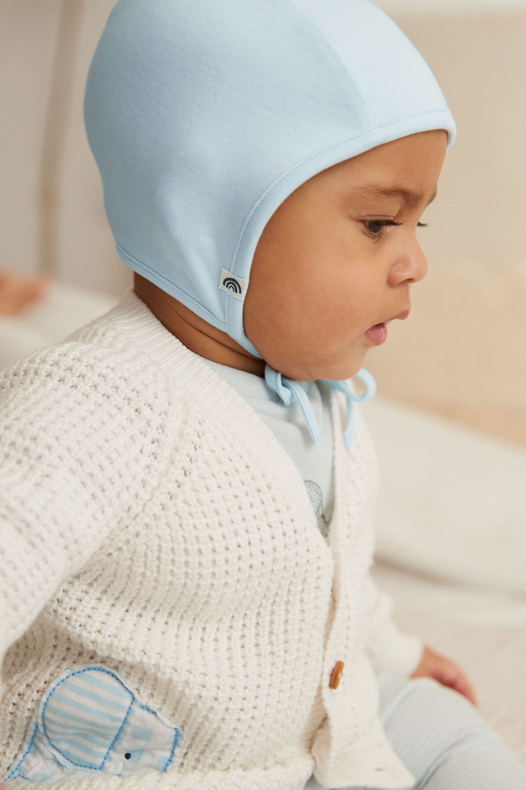 White/Blue Baby Bonnet Hats 2 Pack (0-12mths)