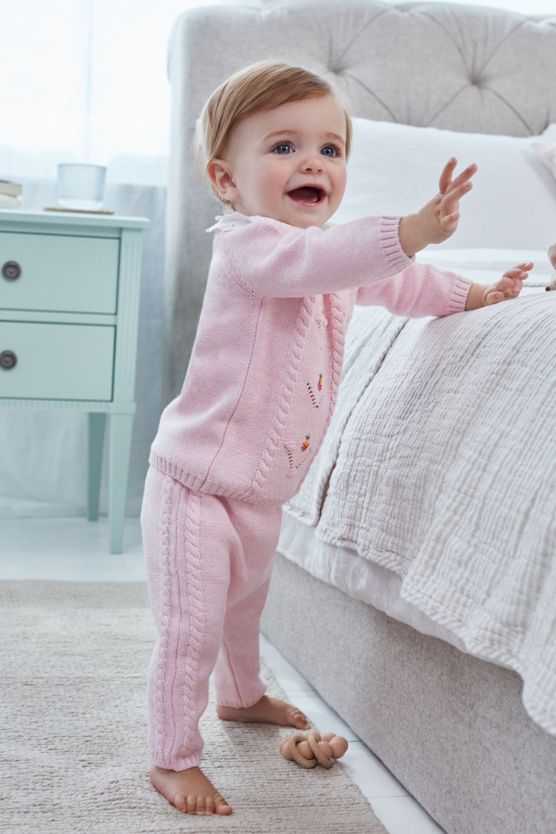 Pink Collared Knitted Baby Set With Flower Embroidery (0mths-2yrs)