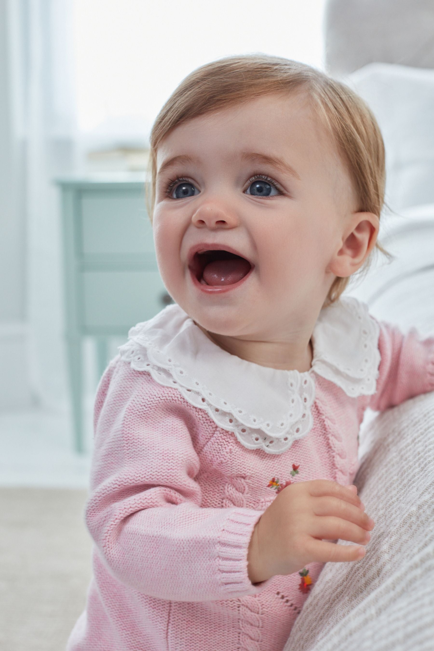 Pink Collared Knitted Baby Set With Flower Embroidery (0mths-2yrs)