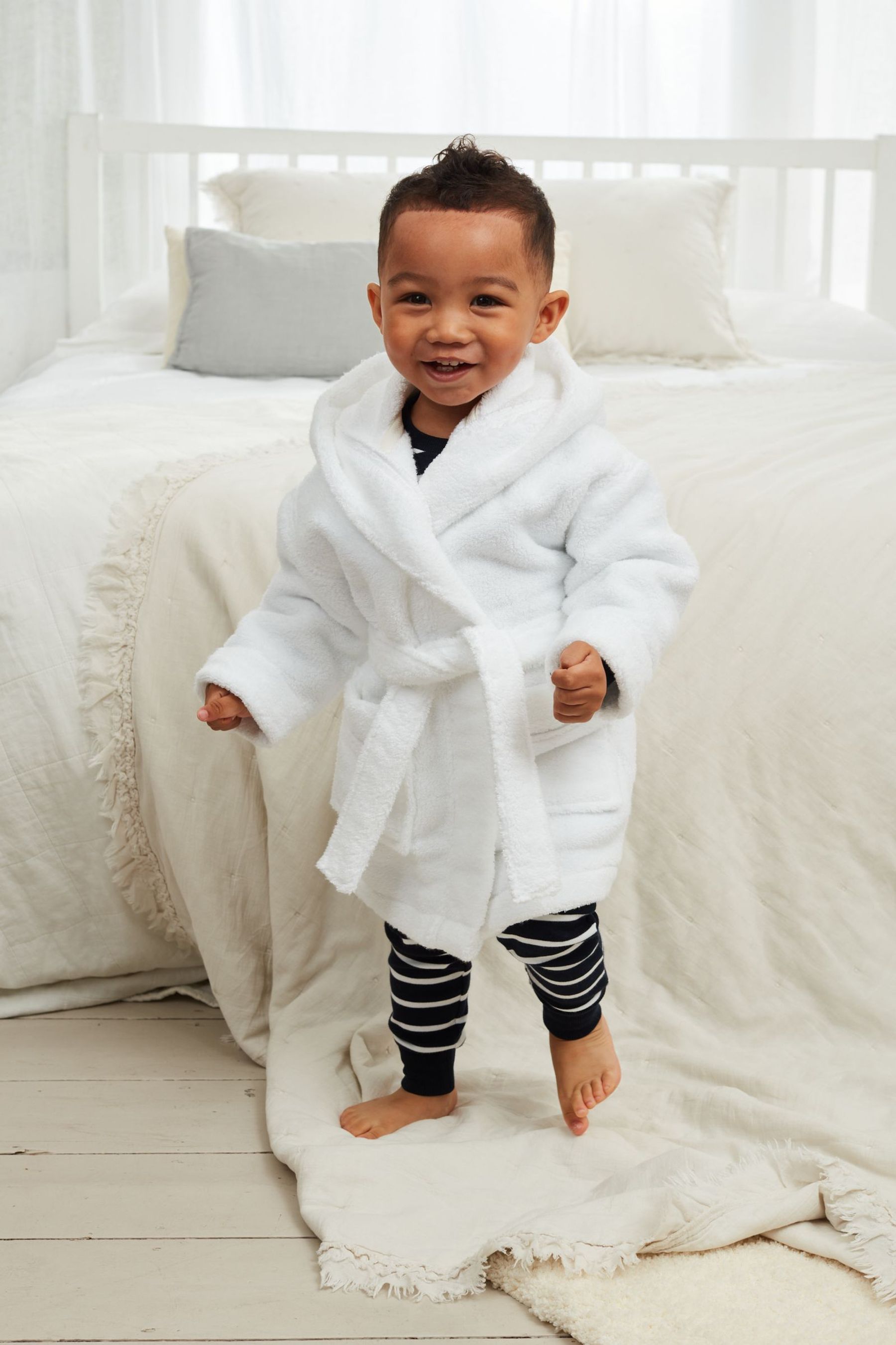 White Towelling Dressing Gown (9mths-12yrs)