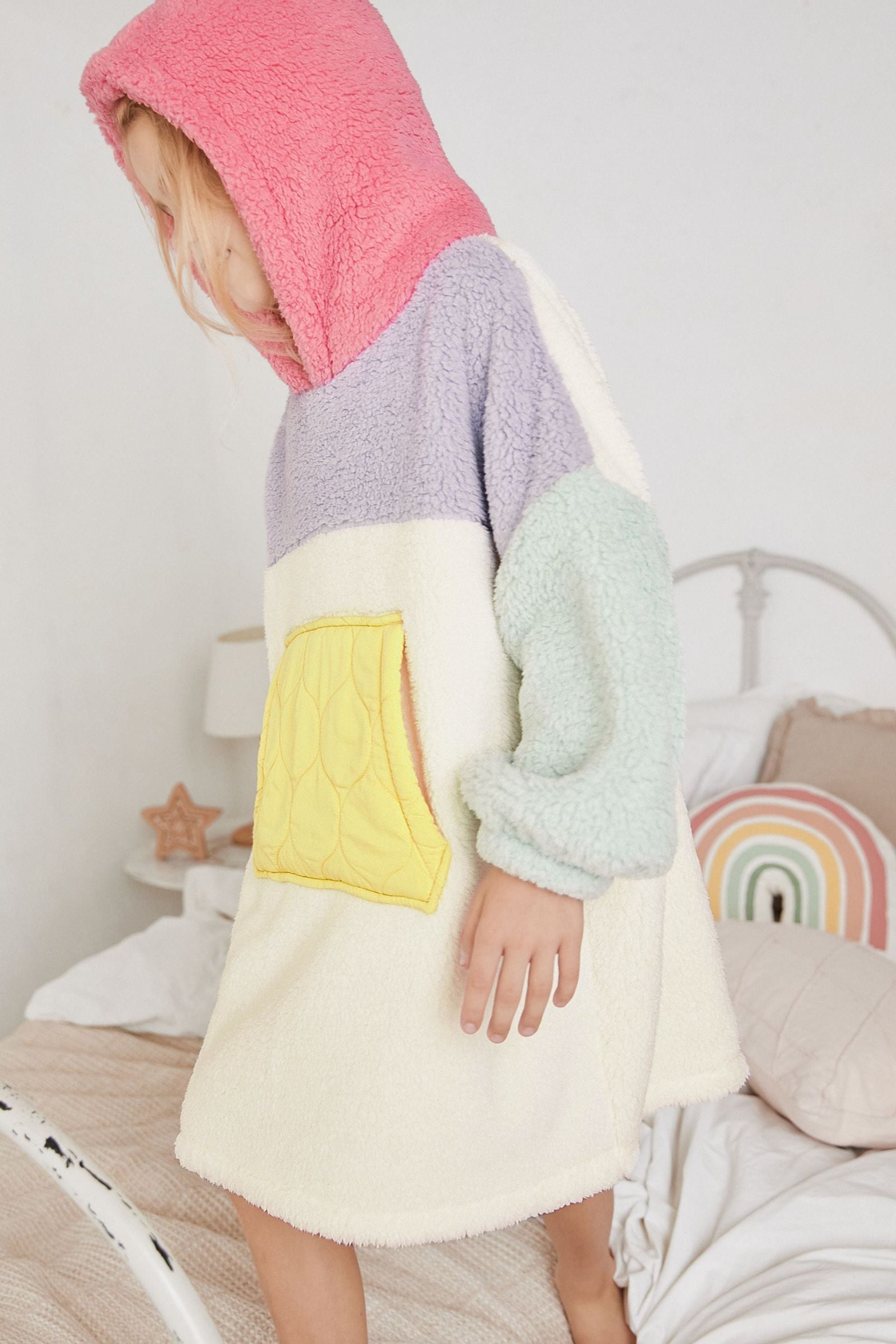 Pink/Blue Colourblock Fleece Hooded Blanket (3-16yrs)