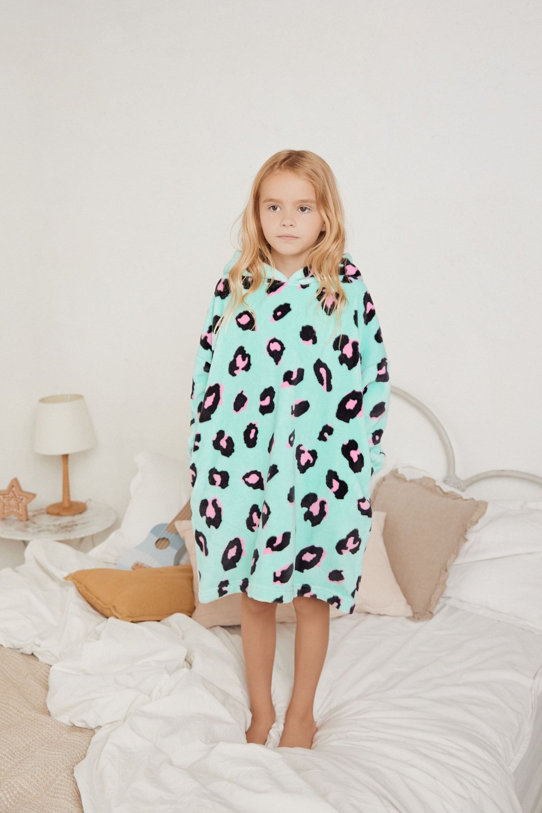 Turquoise Blue Animal Fleece Hooded Blanket (3-16yrs)