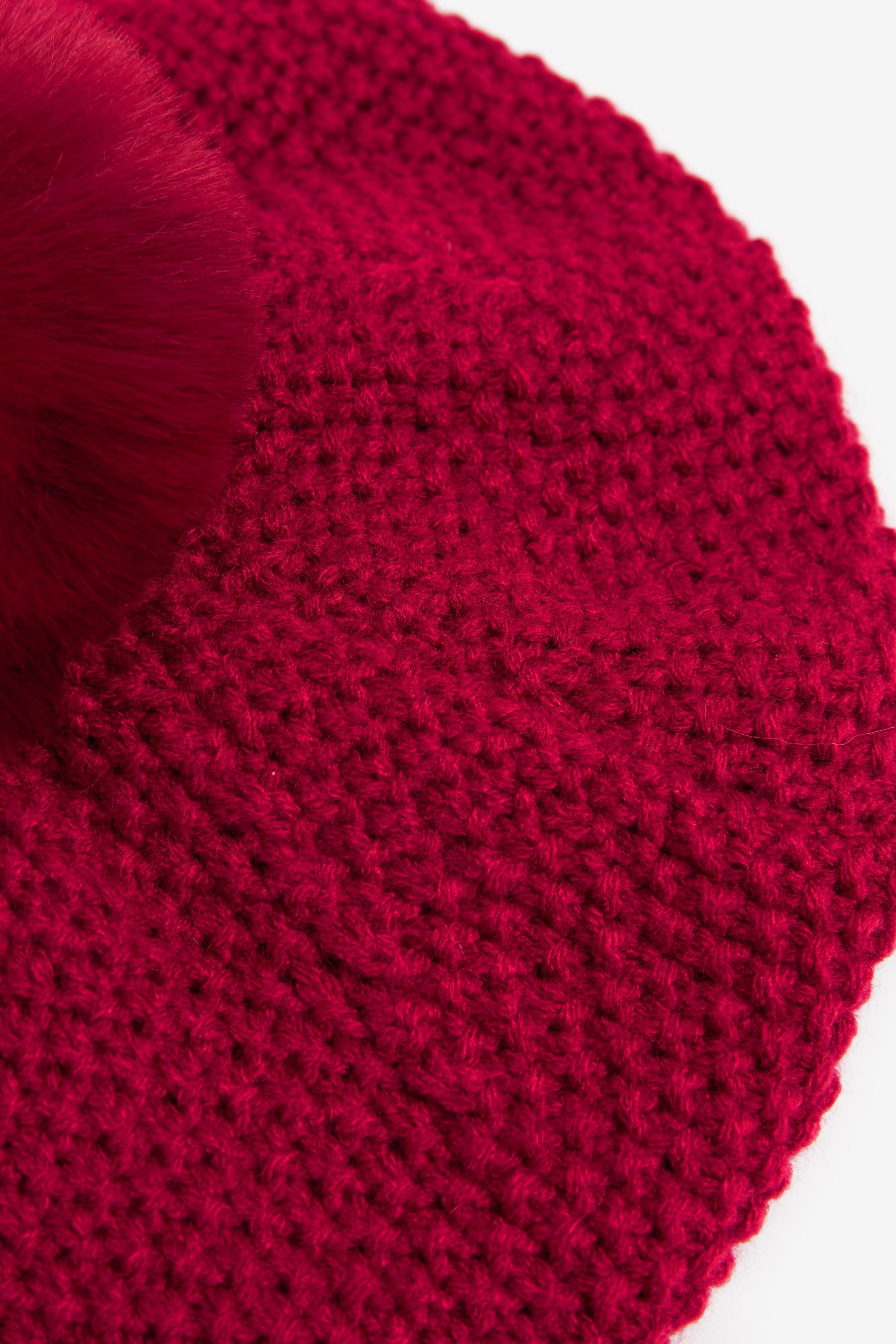 Red Knitted Pom Pom Beret (3mths-10yrs)