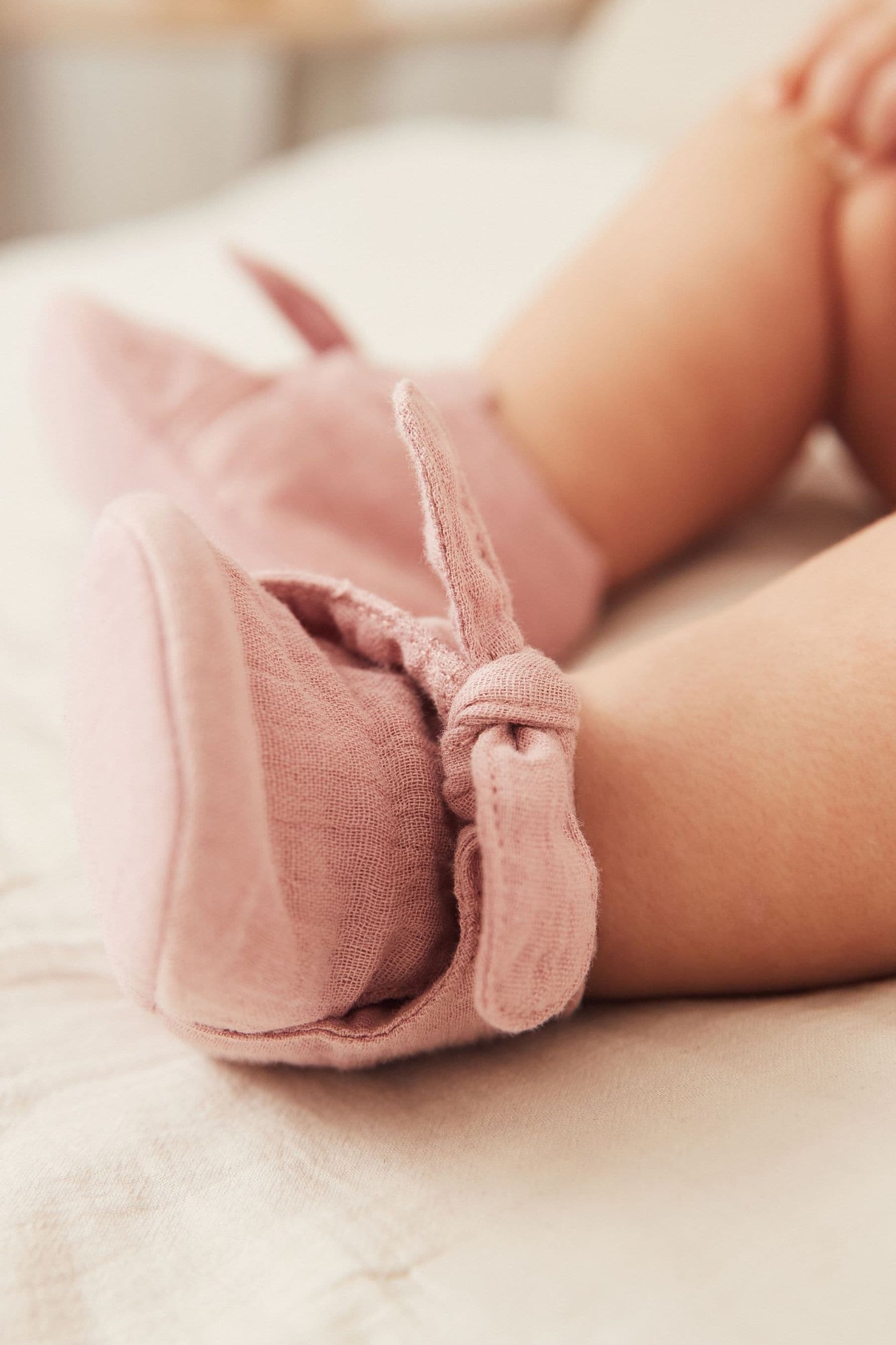 Pink Bootie Baby Shoes (0-18mths)