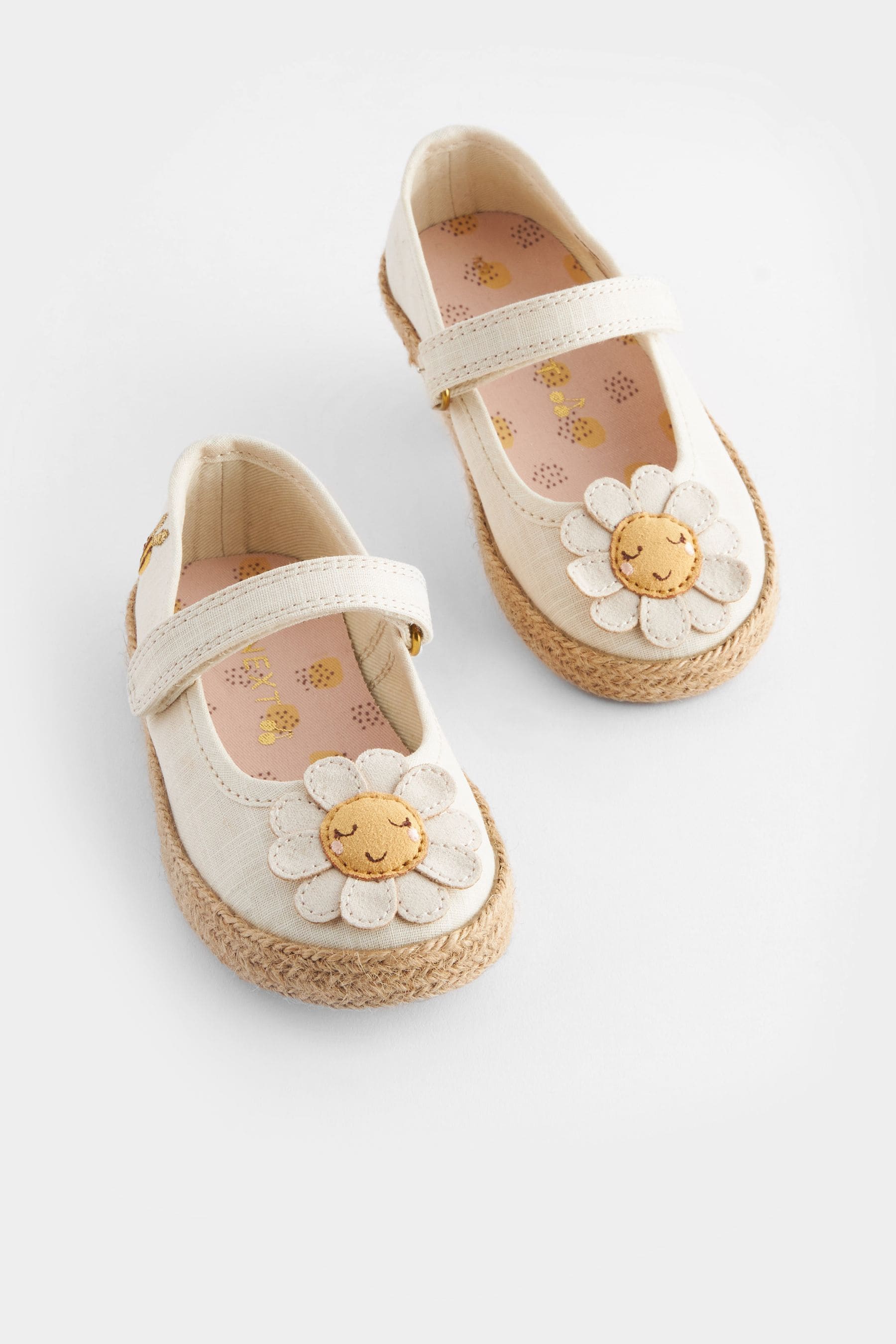 White Daisy Mary Jane Shoes