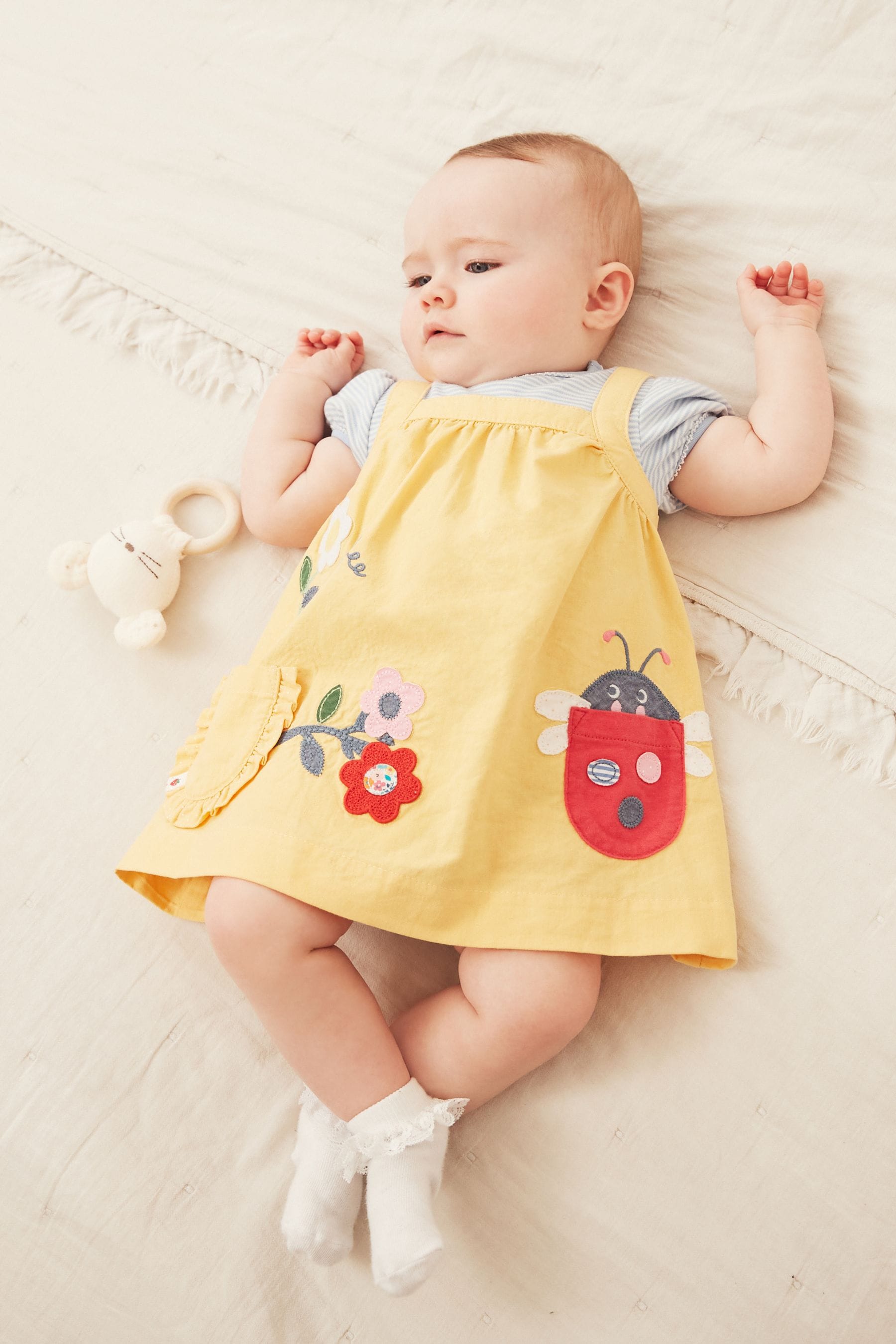 Yellow Bright Character Appliqu?©?©?© Baby Pinafore And Bodysuit Set (0mths-2yrs)