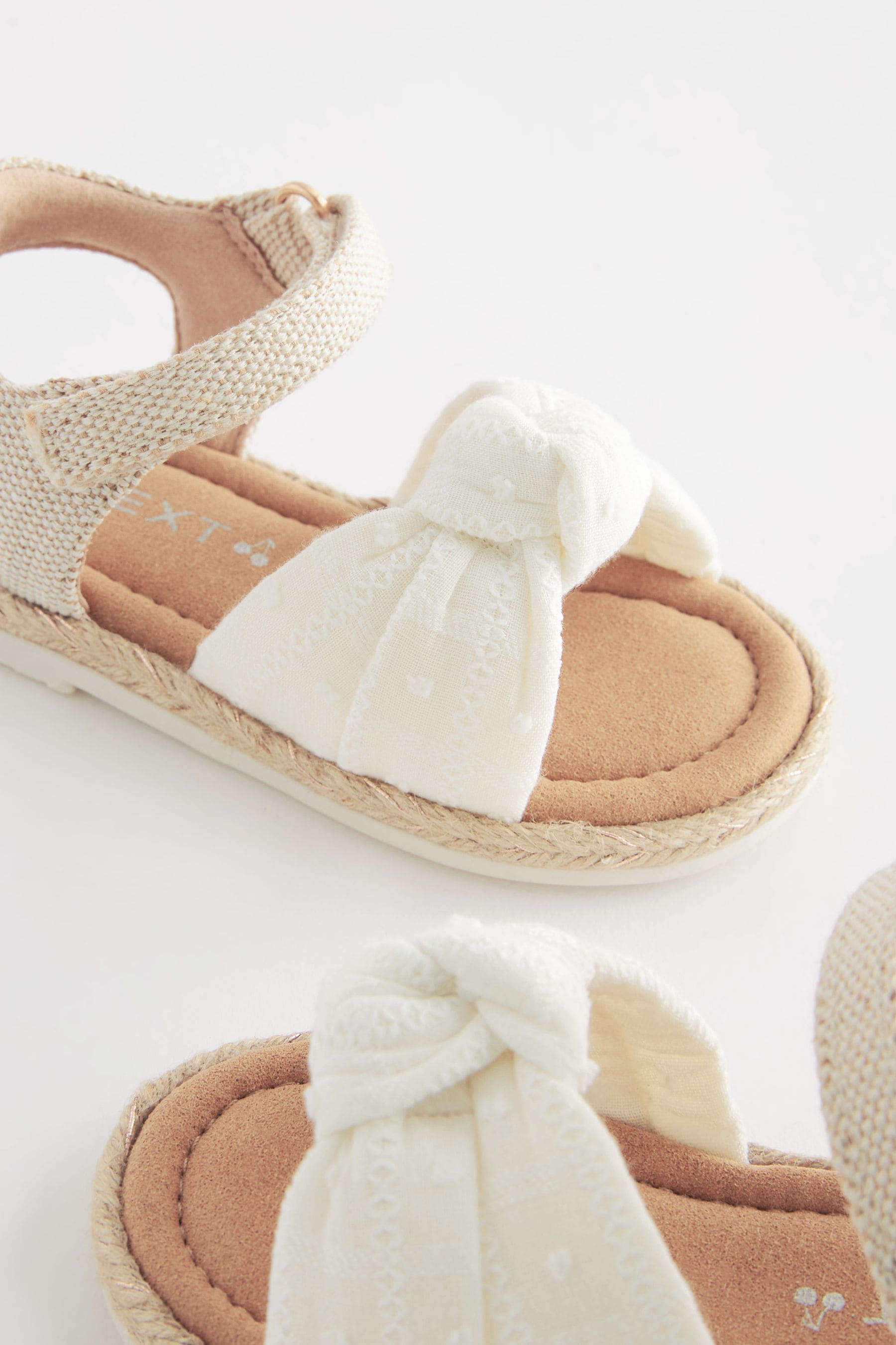 White Knot Sandals