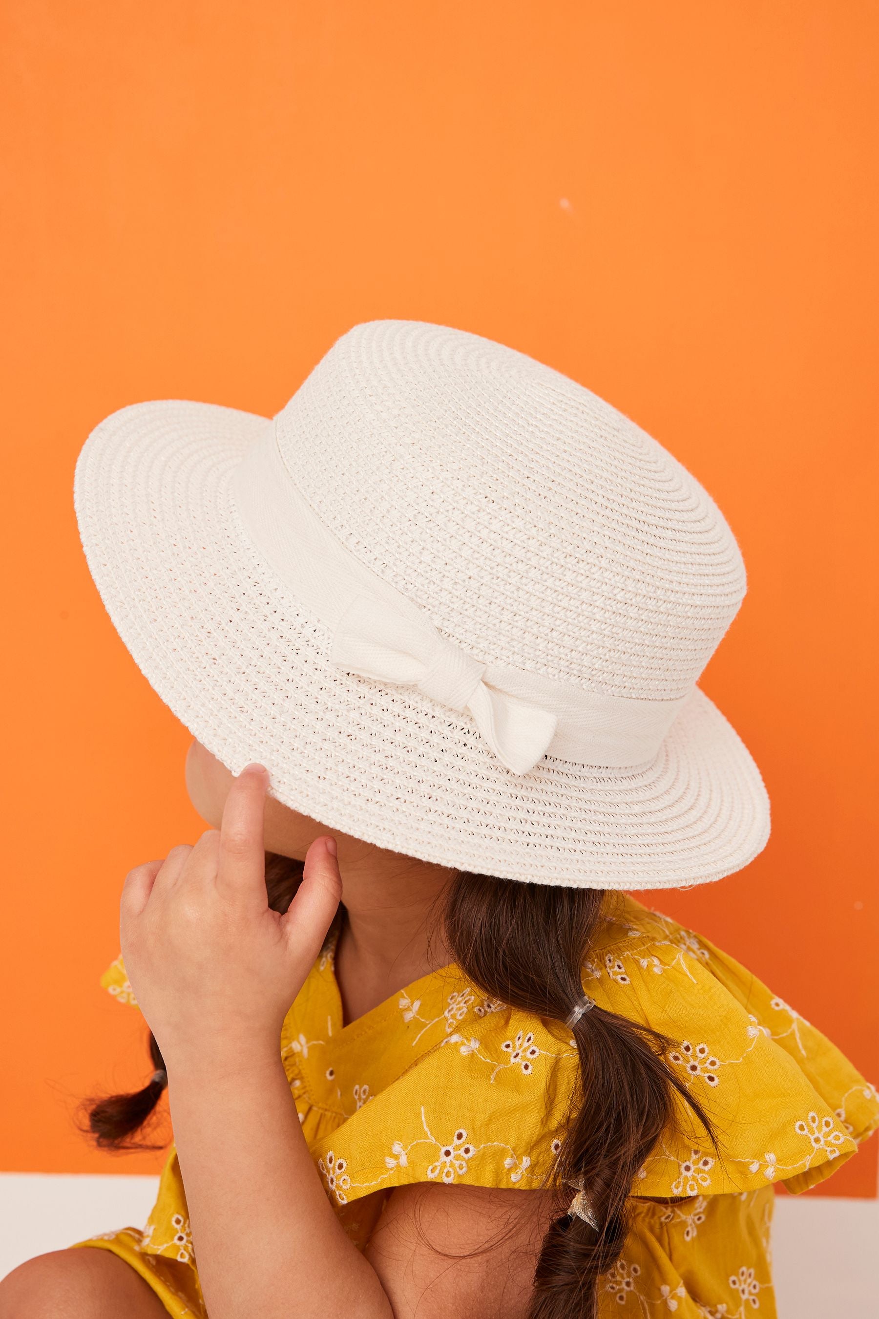 White Straw Boater Hat (3mths-6yrs)