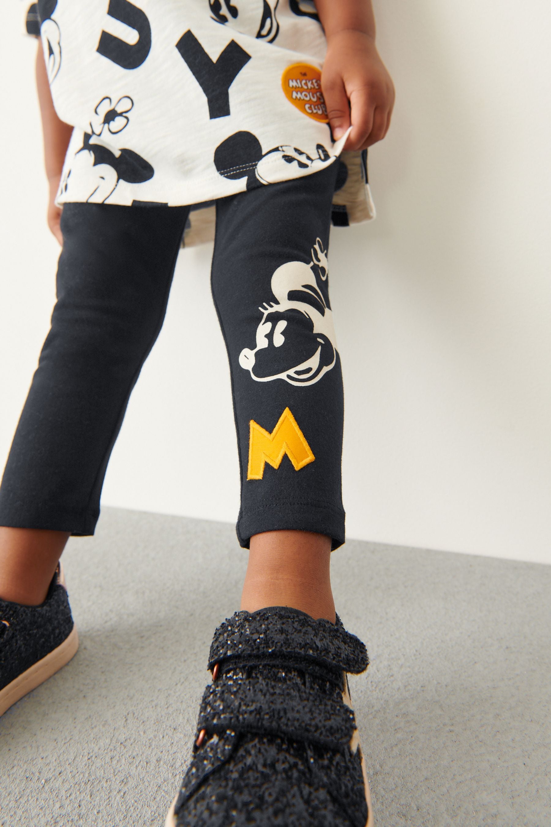 Monochrome Mickey Mouse T-Shirt and Leggings Set (3mths-7yrs)