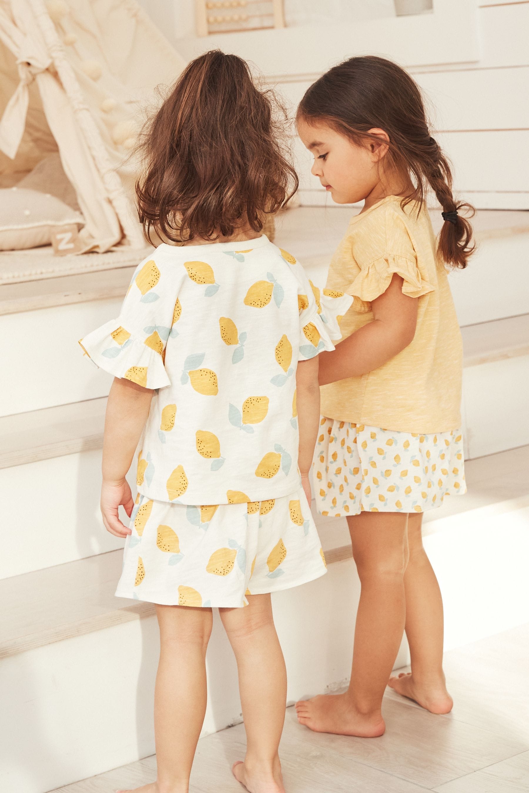 Yellow/White Lemons Short Pyjamas 2 Pack (9mths-8yrs)