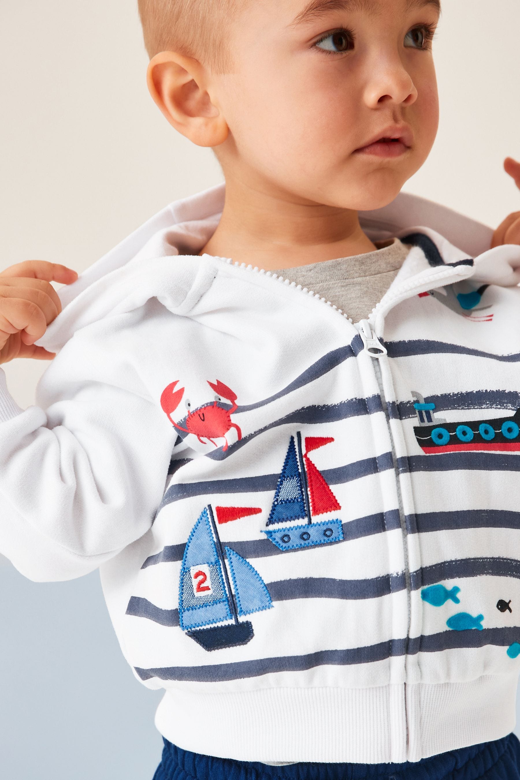 White/Blue Classic Boat Classic Boat Appliqu Crew Sweatshirt And Shorts Set (3mths-7yr