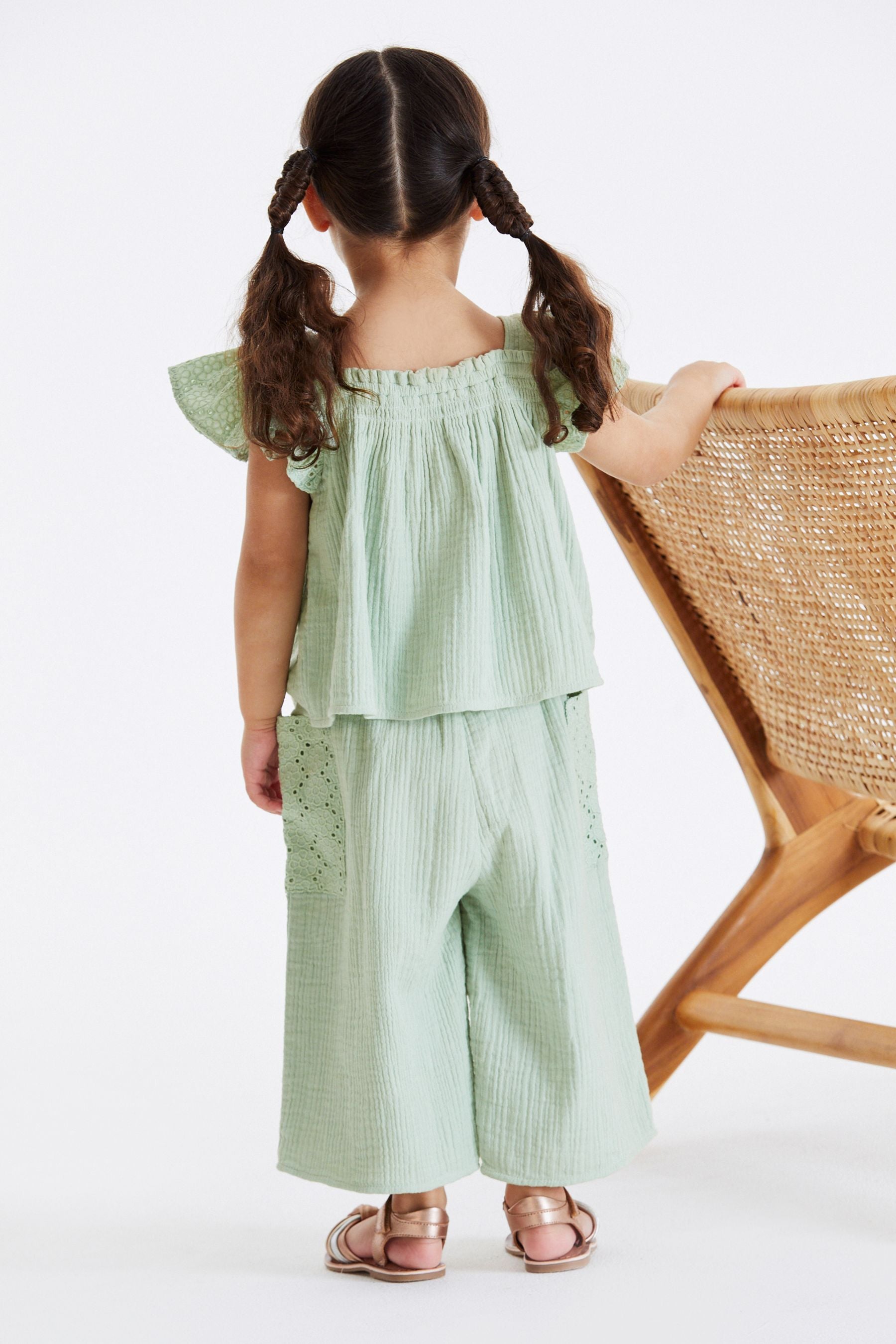 Sage Green 2 Piece Set (3mths-7yrs)