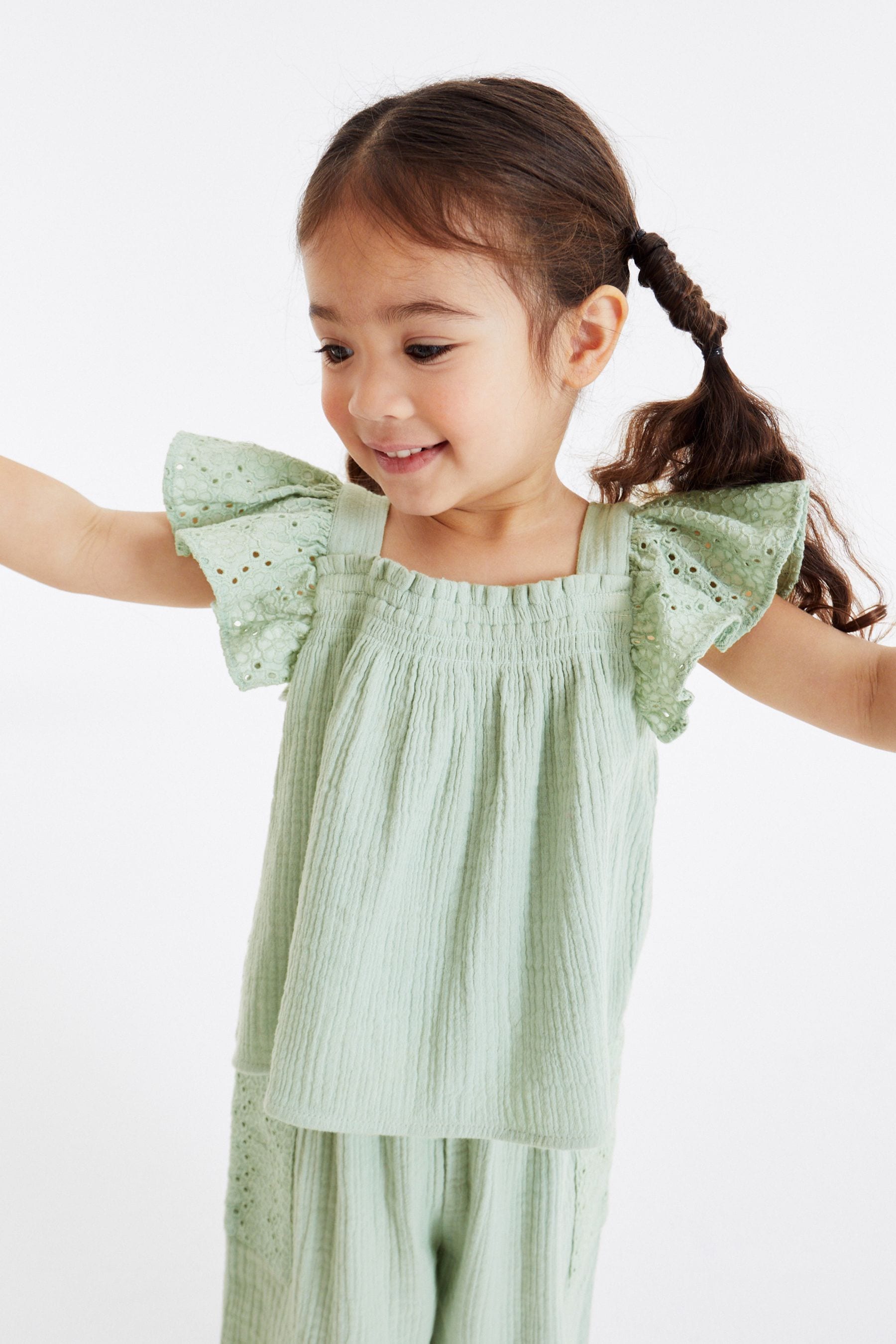 Sage Green 2 Piece Set (3mths-7yrs)