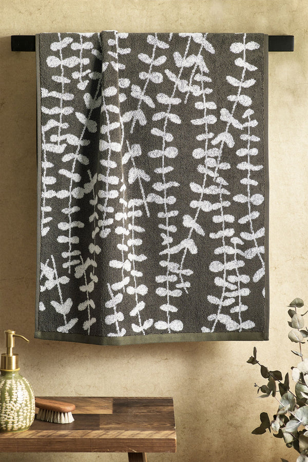 Green Trailing Leaf Towel