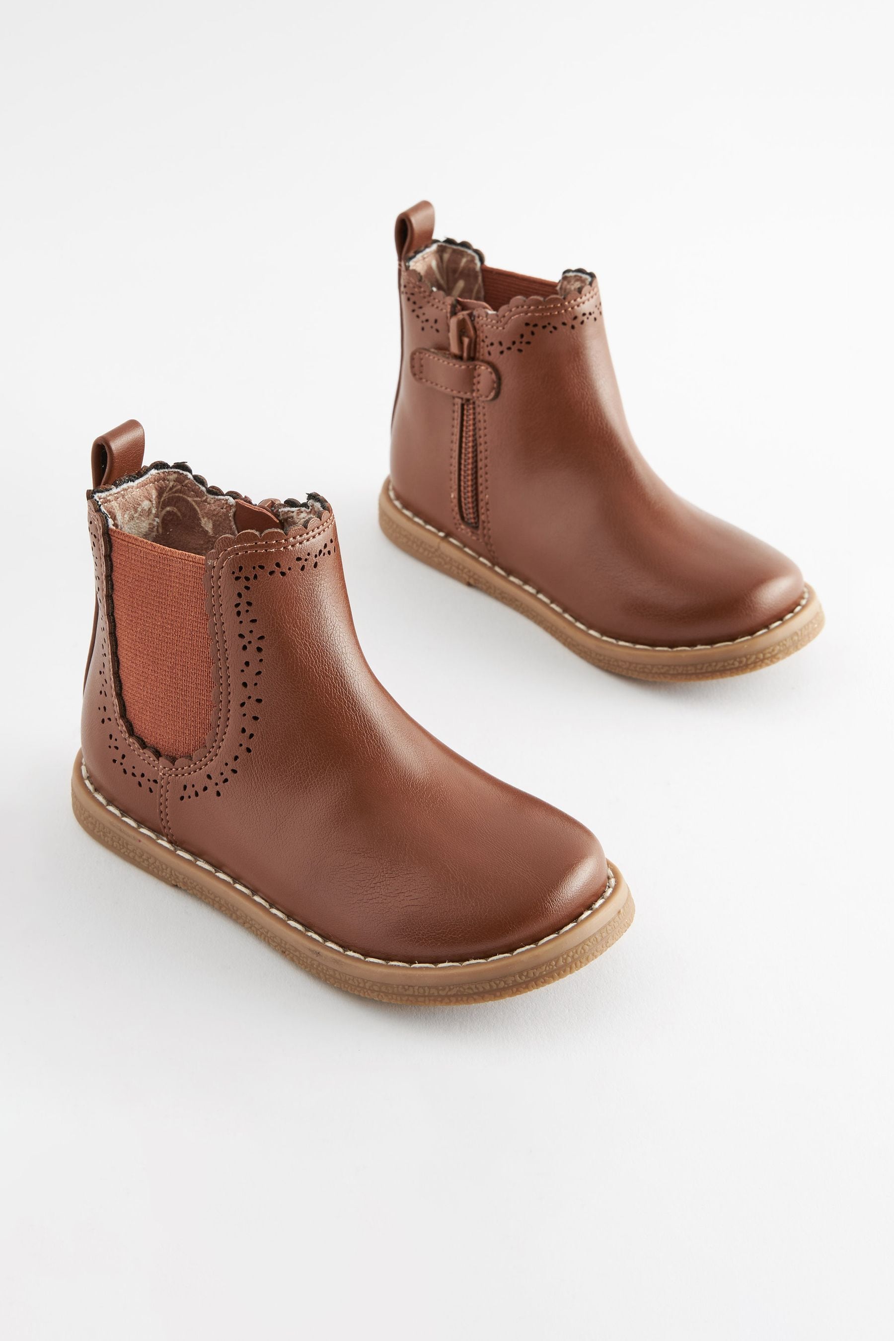 Tan Brown Chelsea Boots